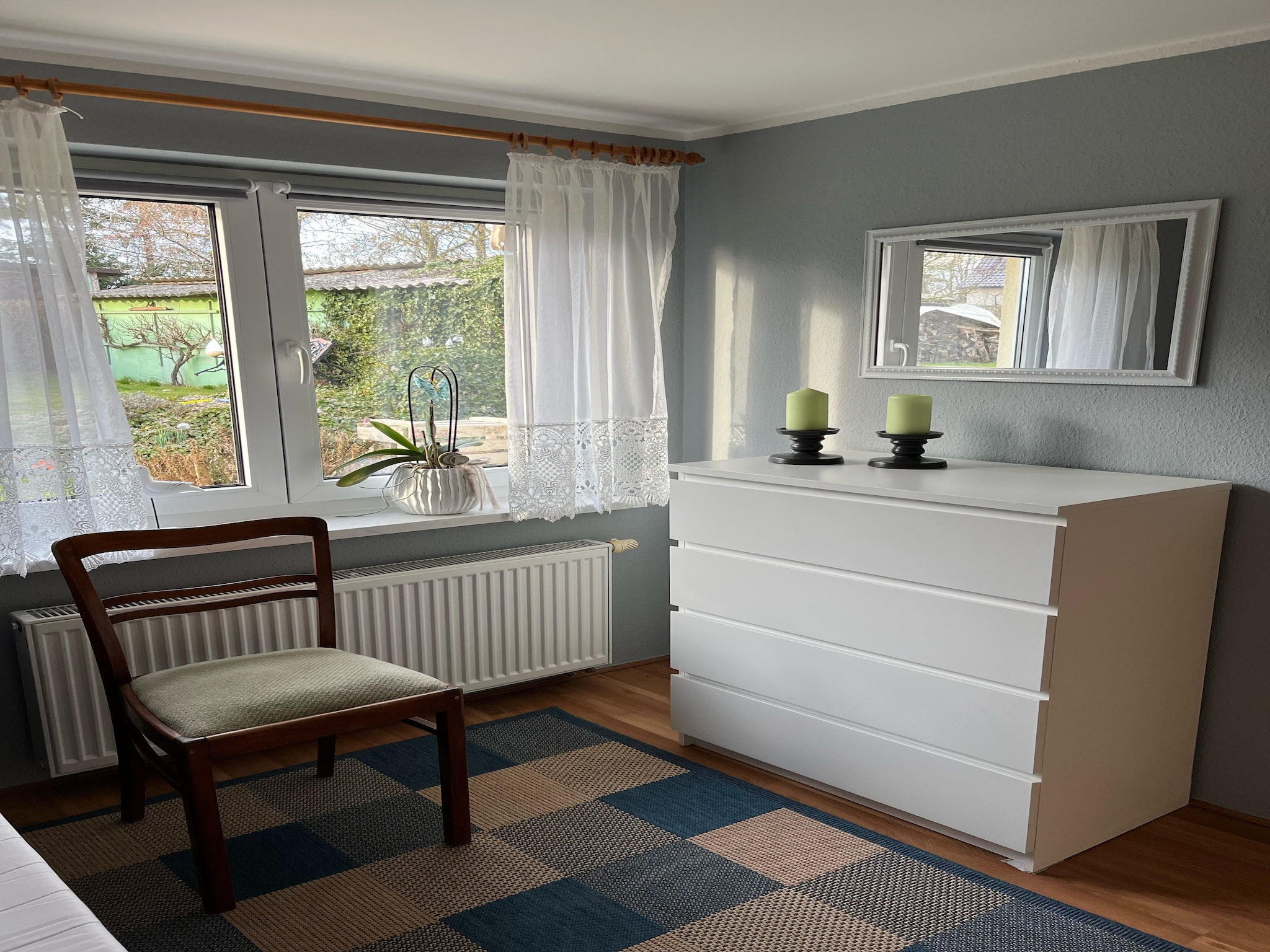   Hohenkirchen mit Garten Terrasse und Strandkorb