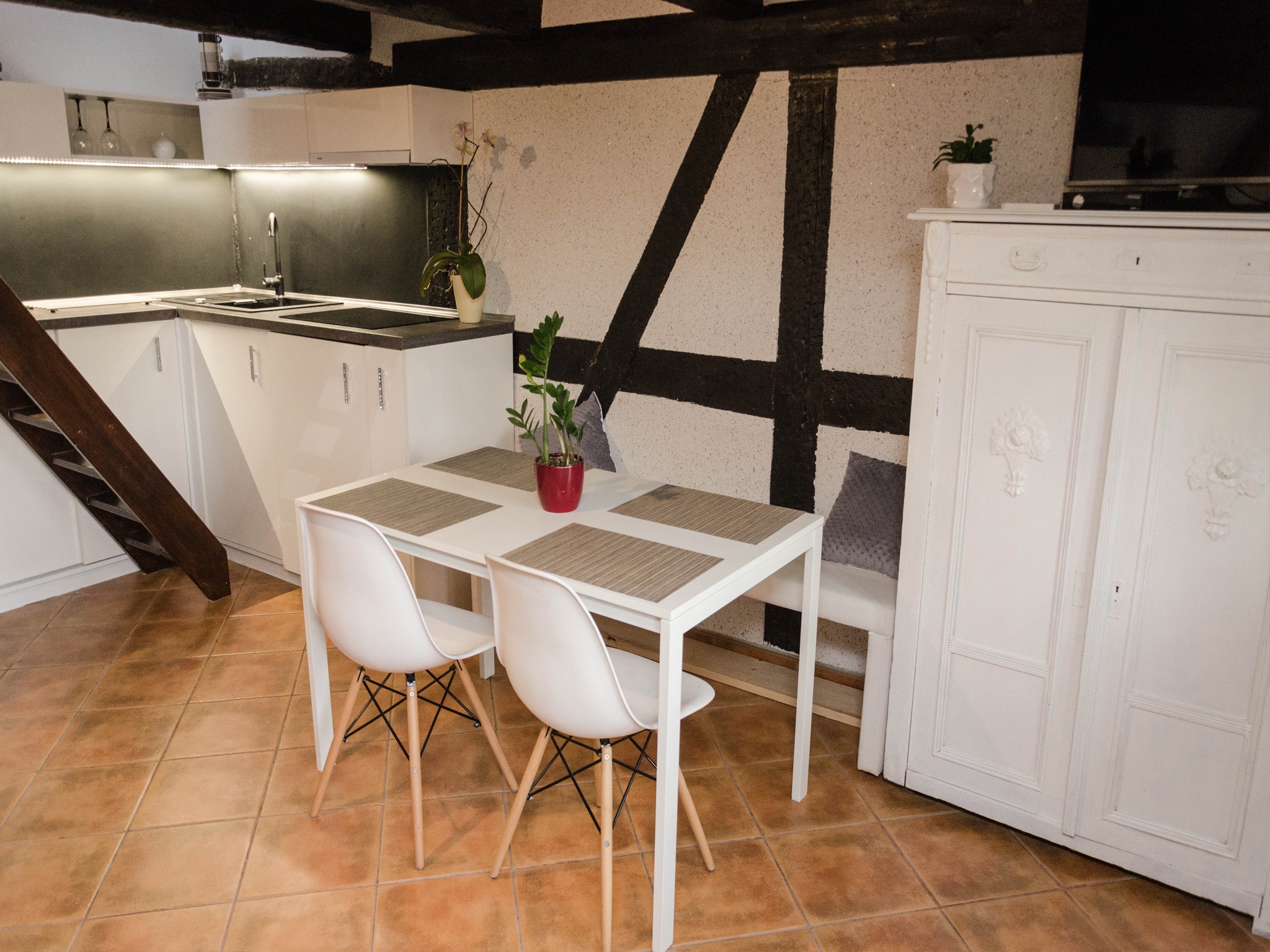 Maison A comfortable east apartment