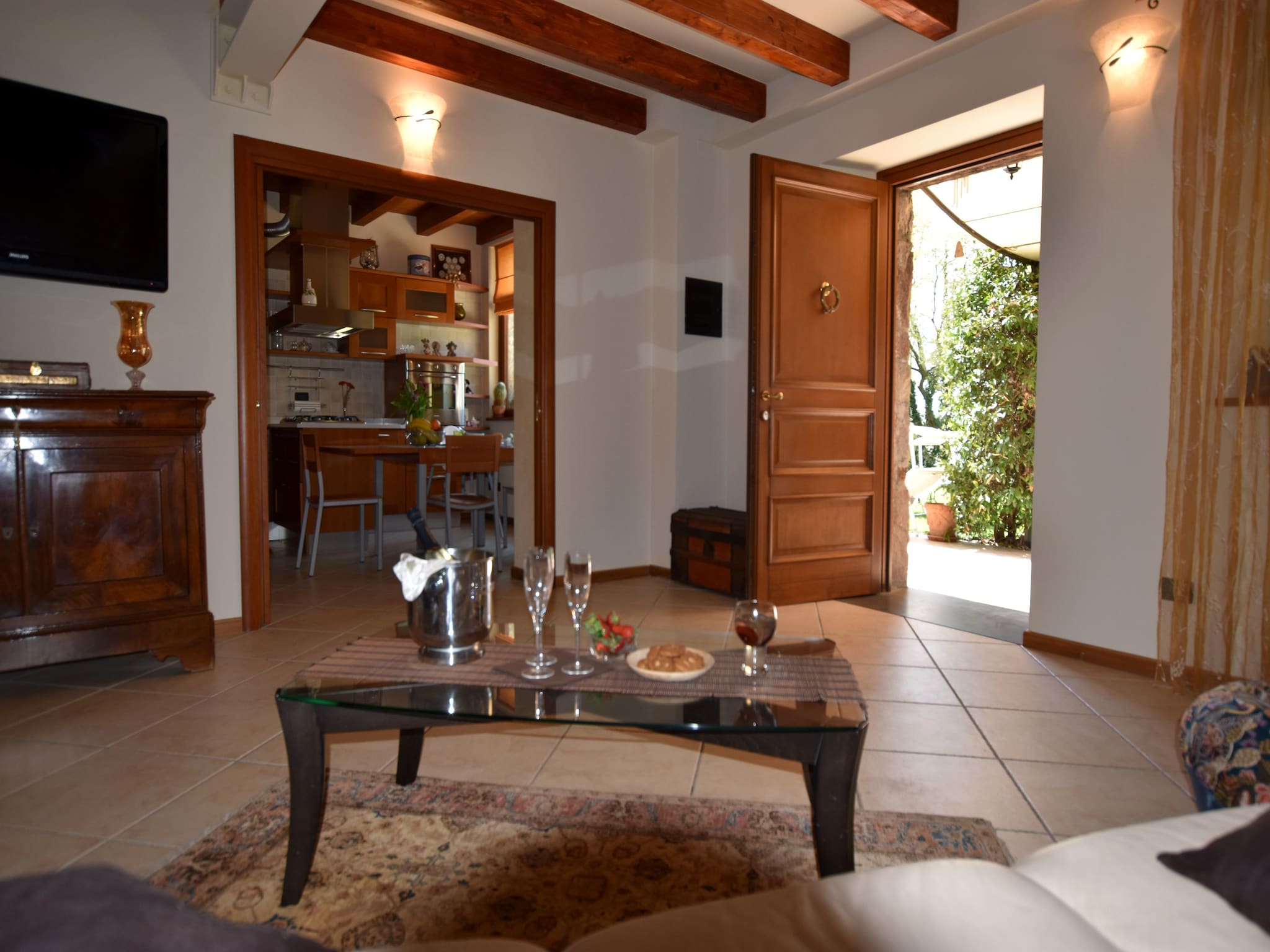 Apartment Dosso della Regina 6