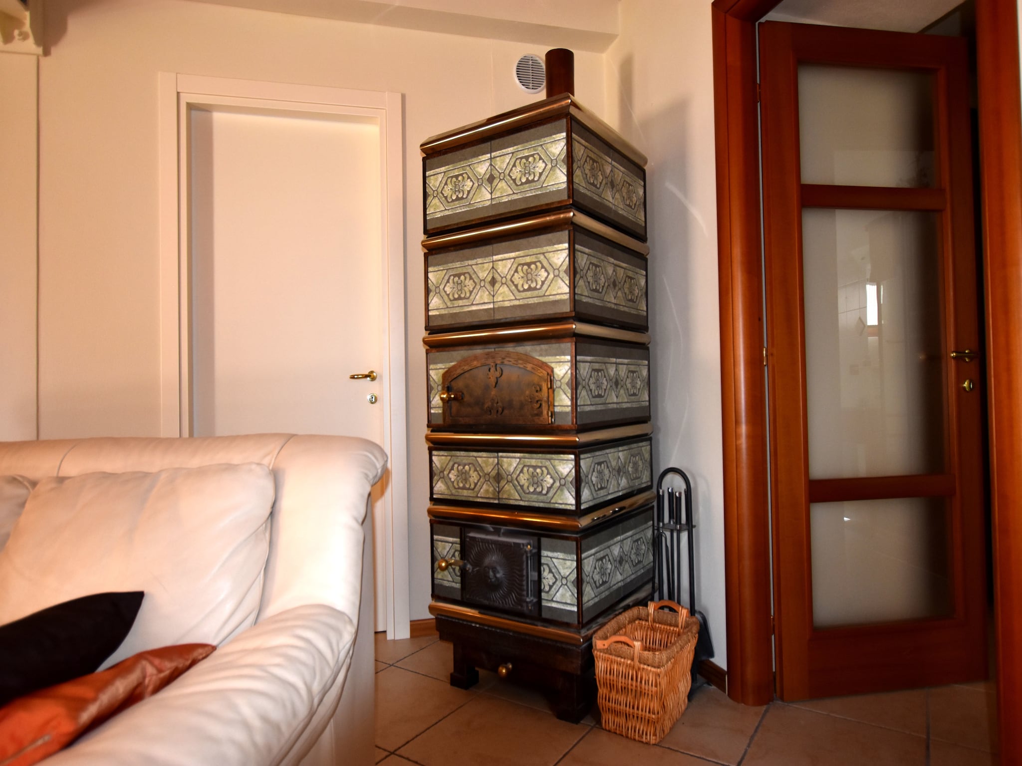 Apartment Dosso della Regina 6