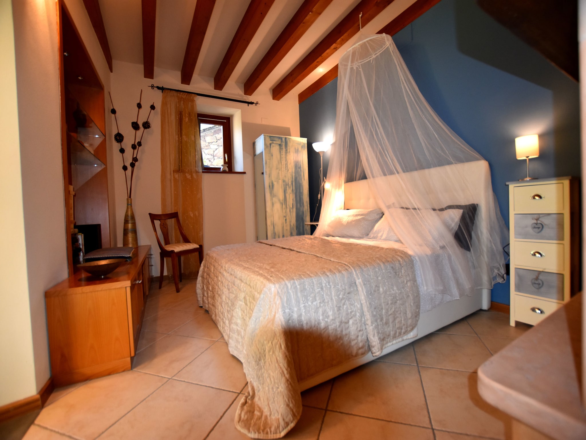 Apartment Dosso della Regina 6