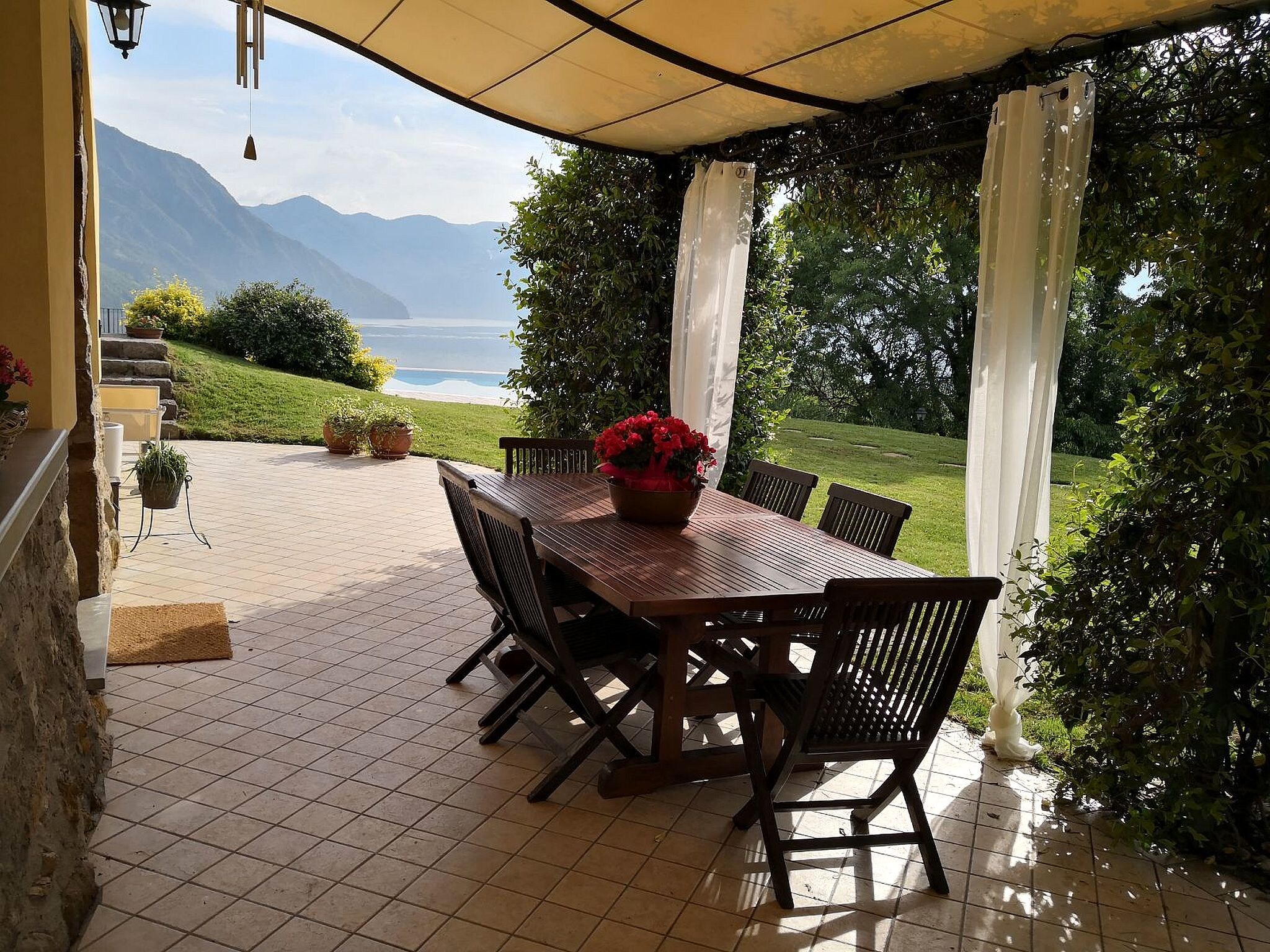 Apartment Dosso della Regina 6