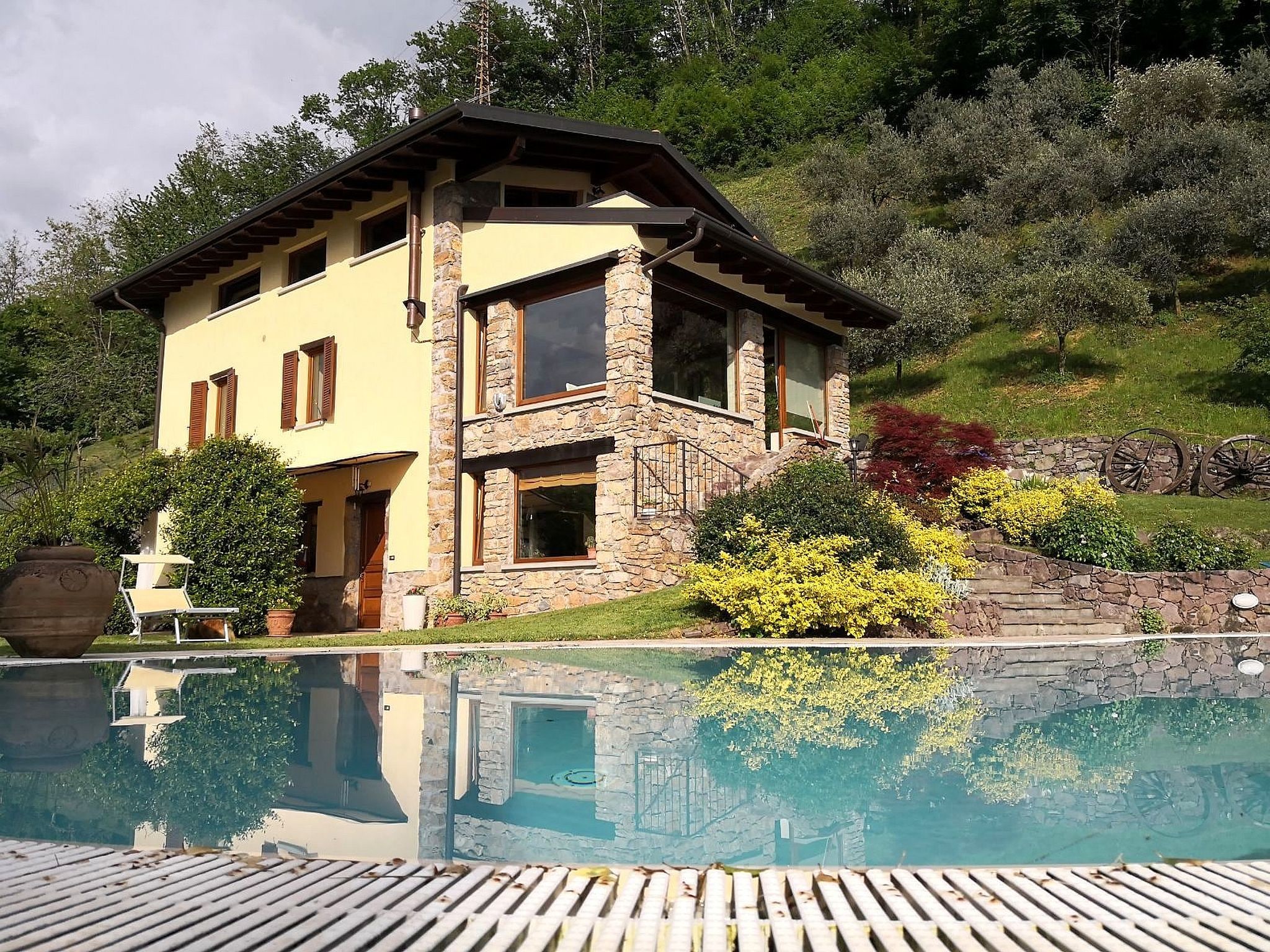 Apartment Dosso della Regina 6