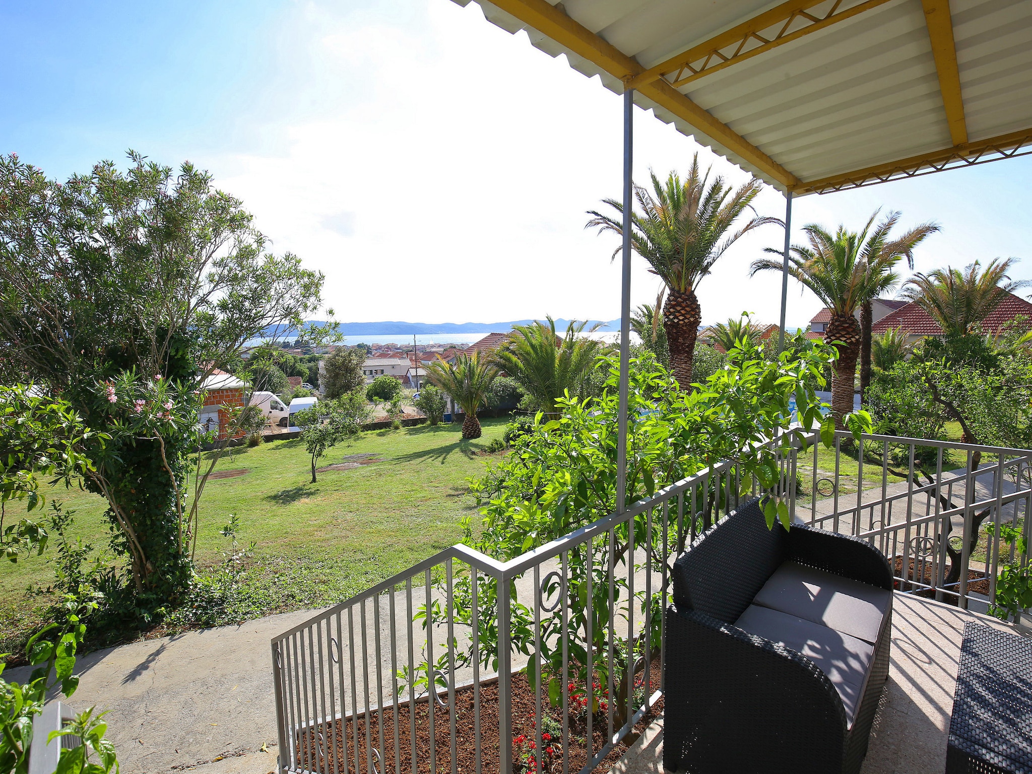   Mediterano 4