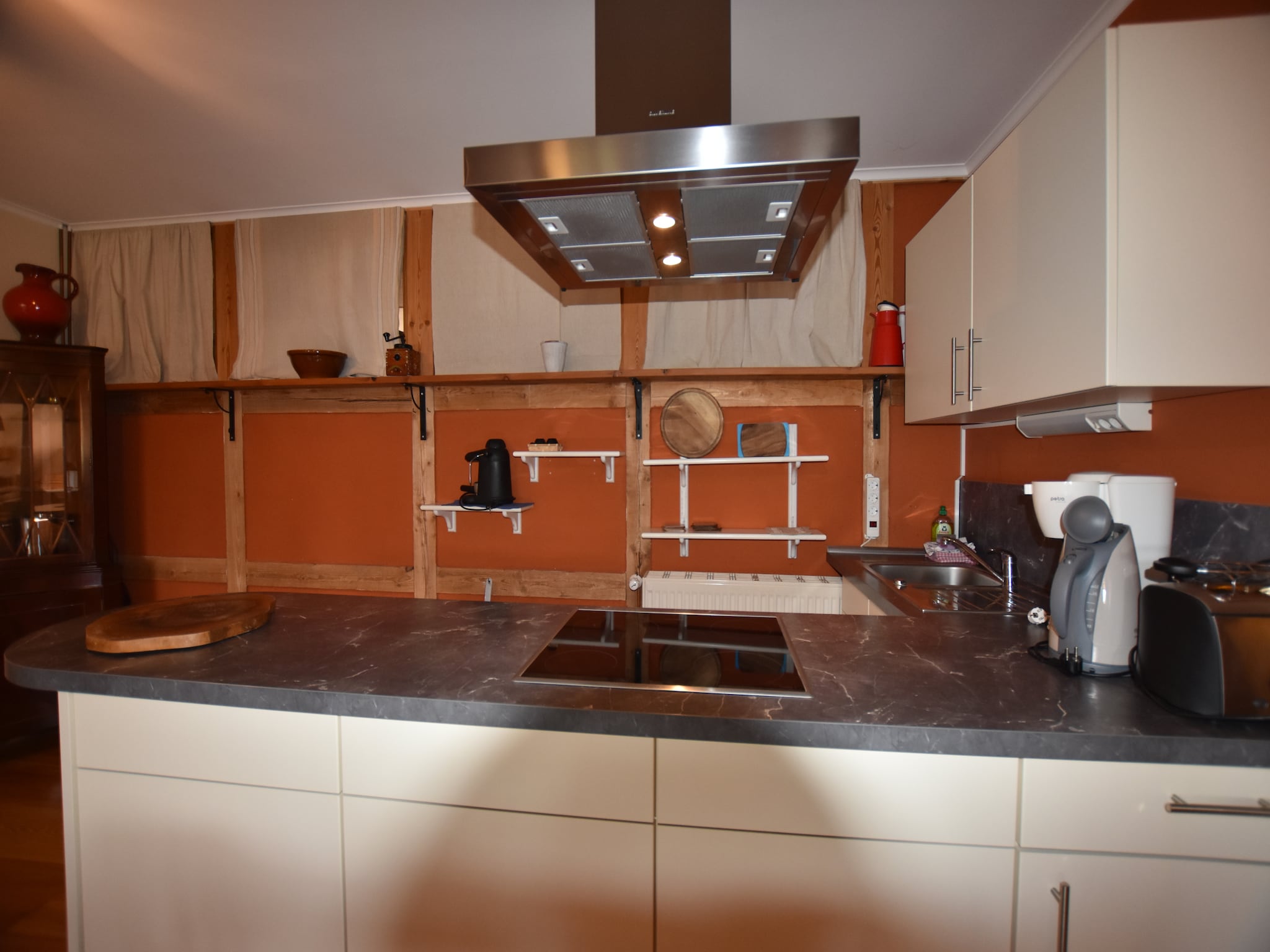 Apartment Die Besondere Ferienwohnung Bibliothek