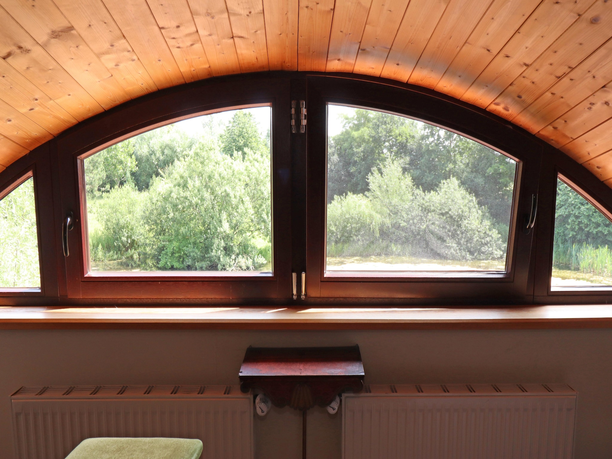 Apartment Die Besondere Ferienwohnung Bibliothek