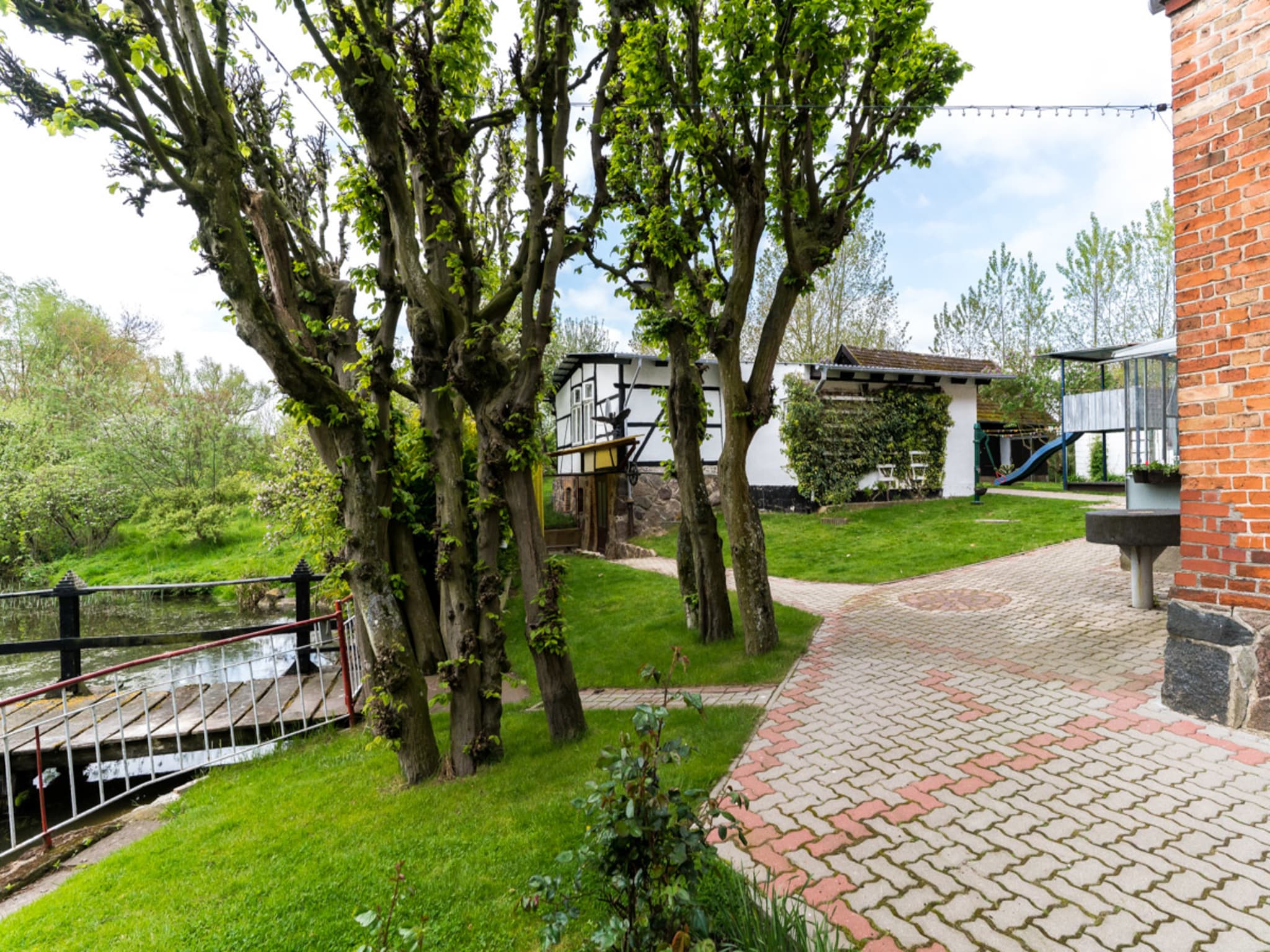 Apartmá Gartenbungalow 2 rechte Seite