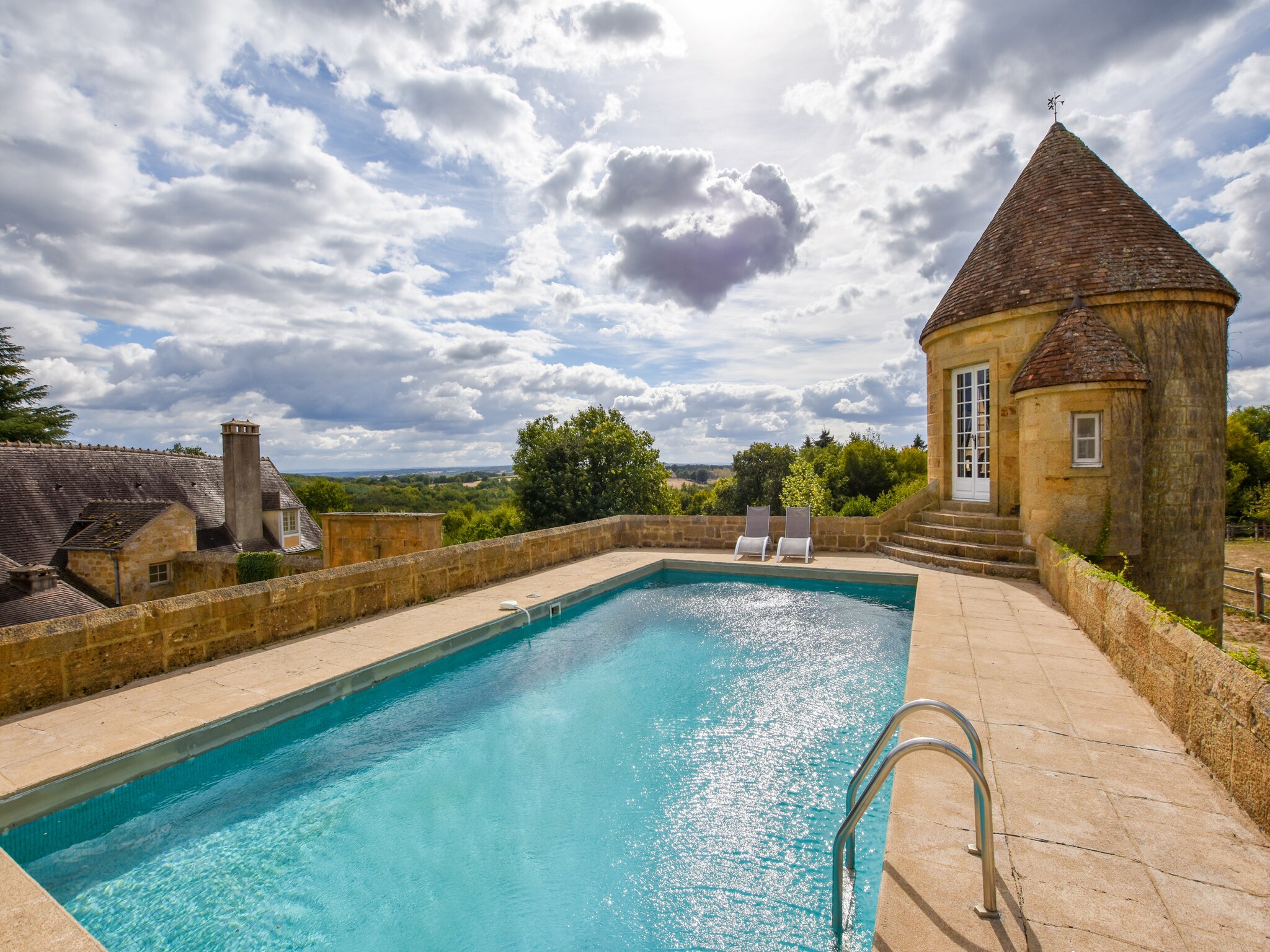 Feriebolig Manoir avec piscine privée