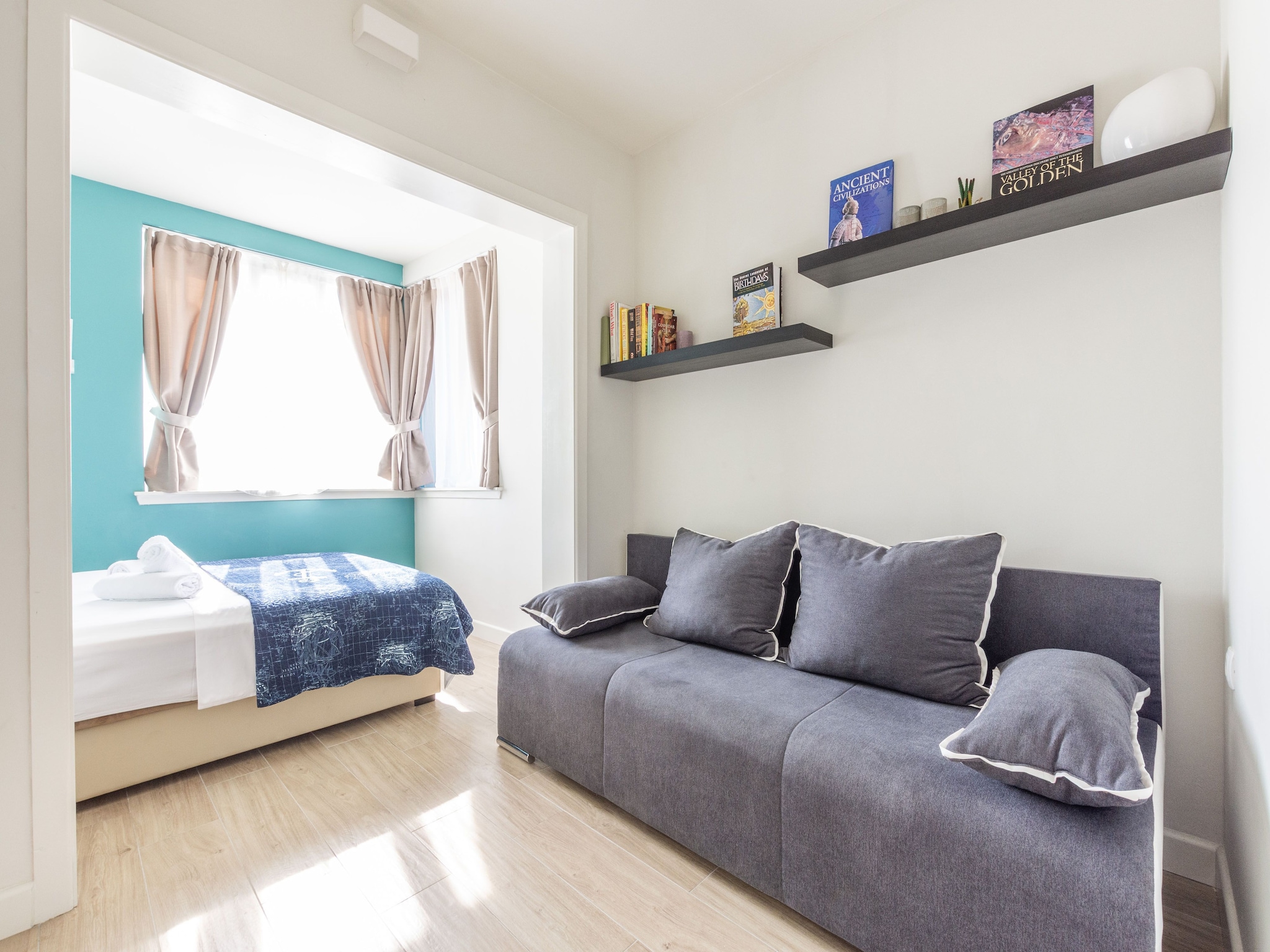   Tare Holiday Home