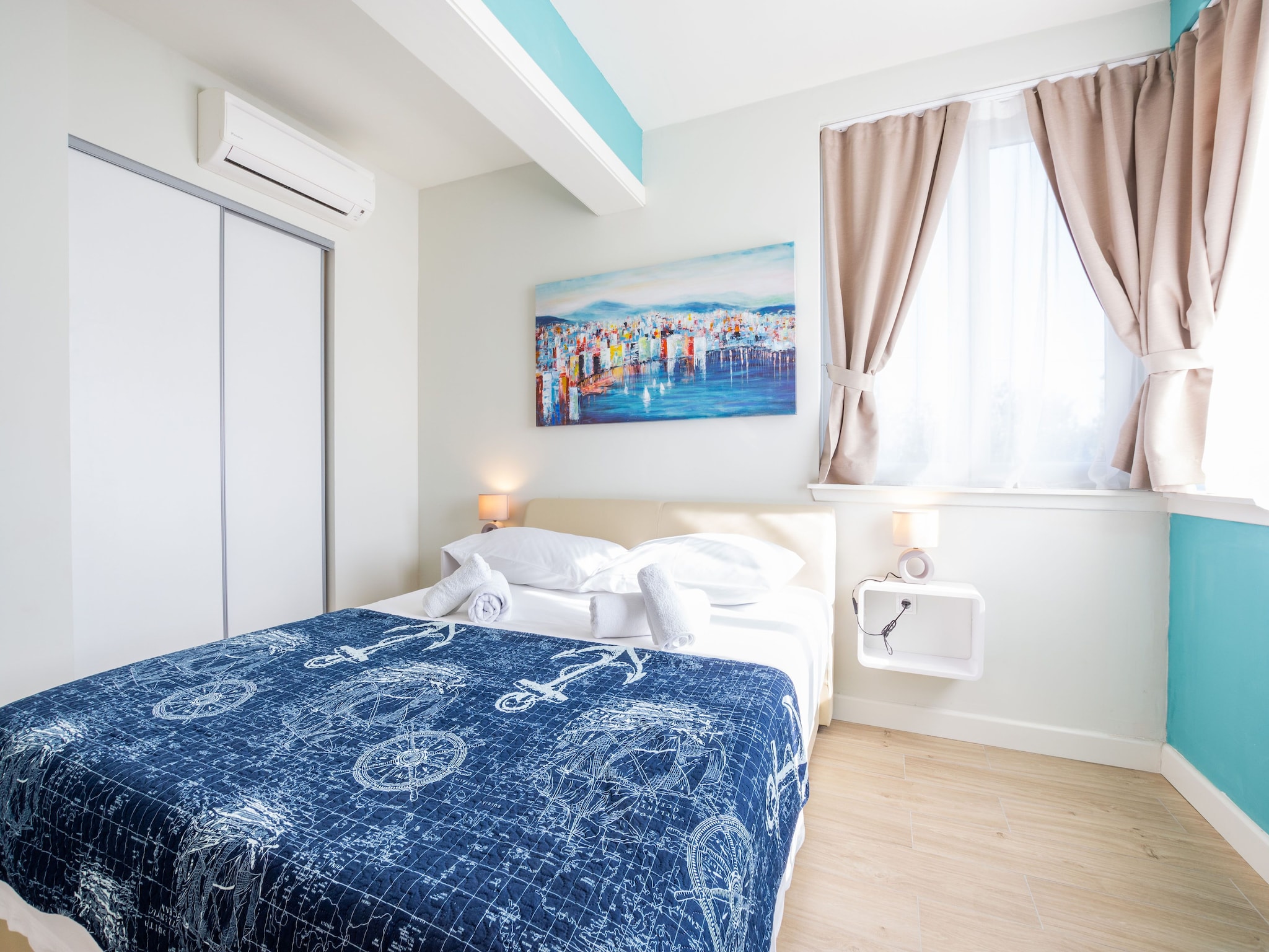  Tare Holiday Home
