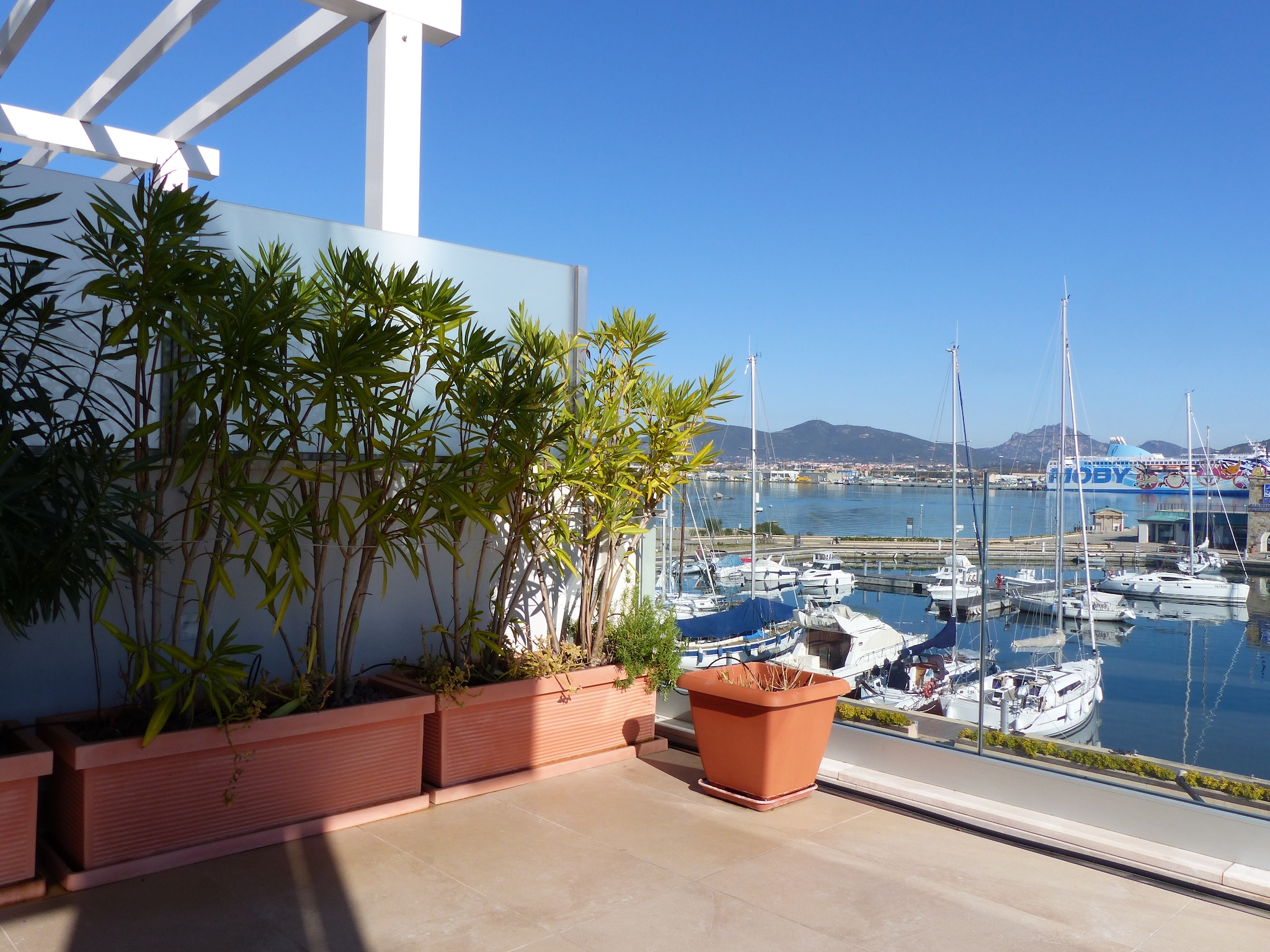 Apartment On the Waterfront