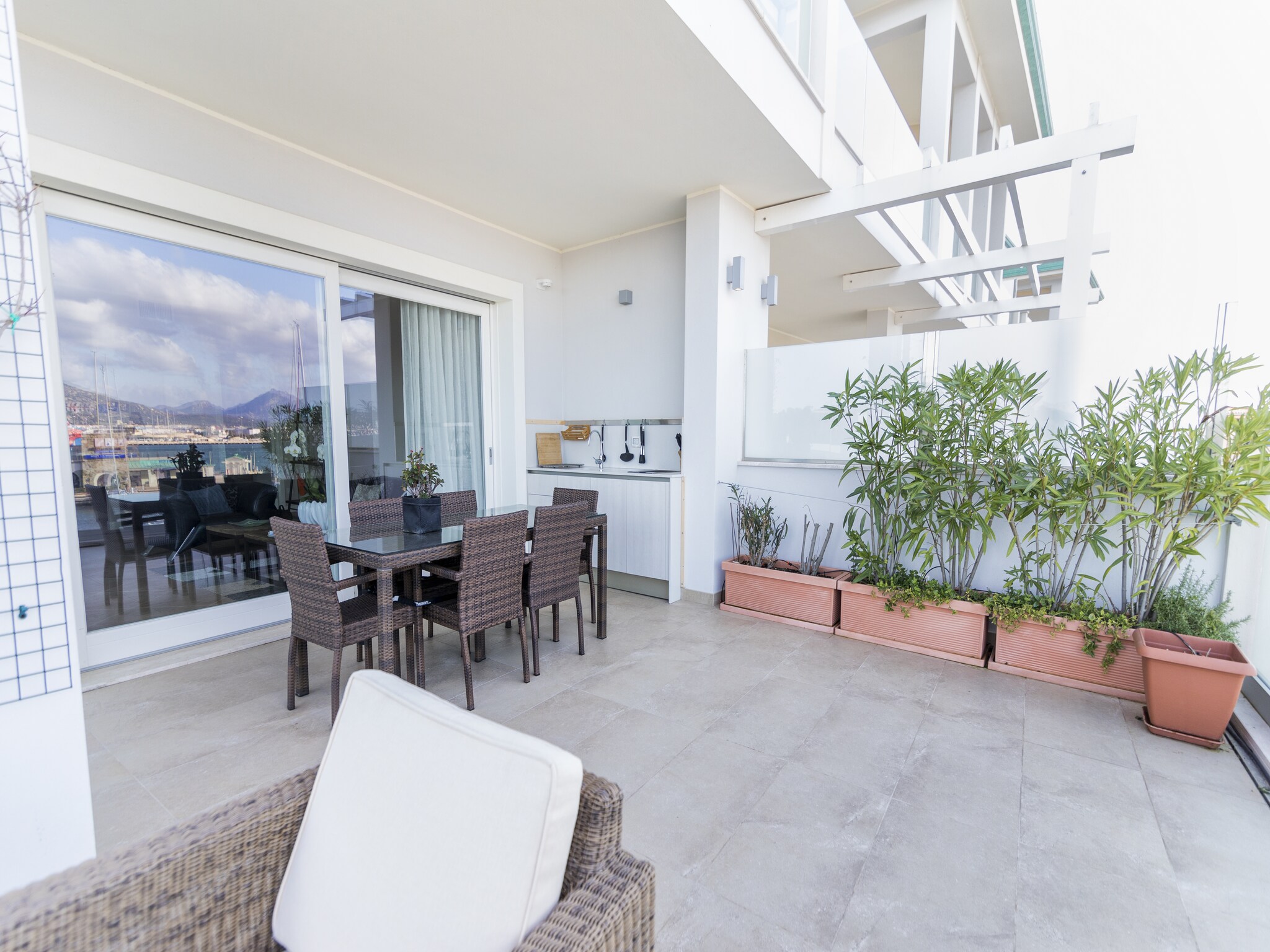 Apartment On the Waterfront