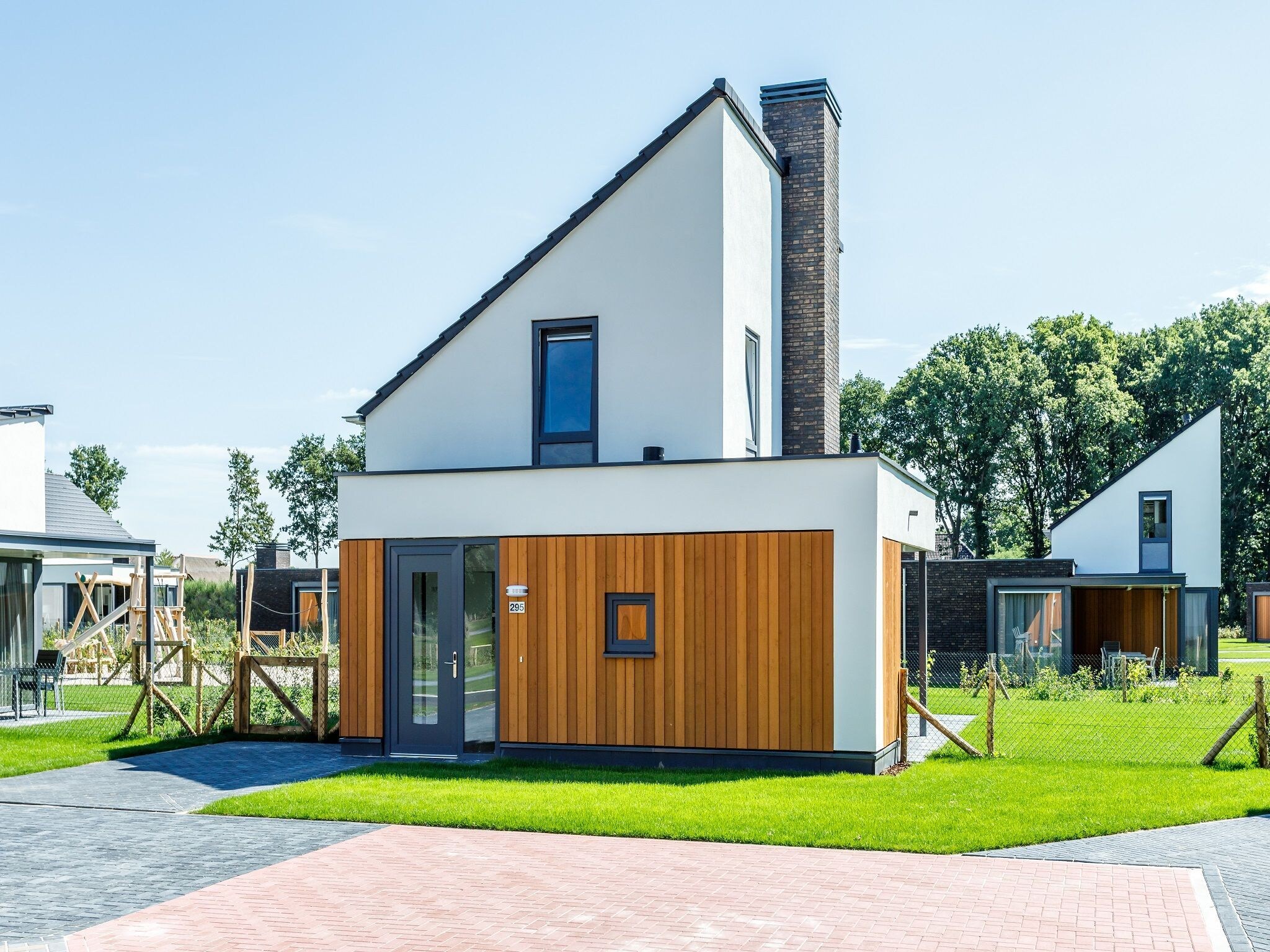 Holiday home Buitenhof De Leistert 22