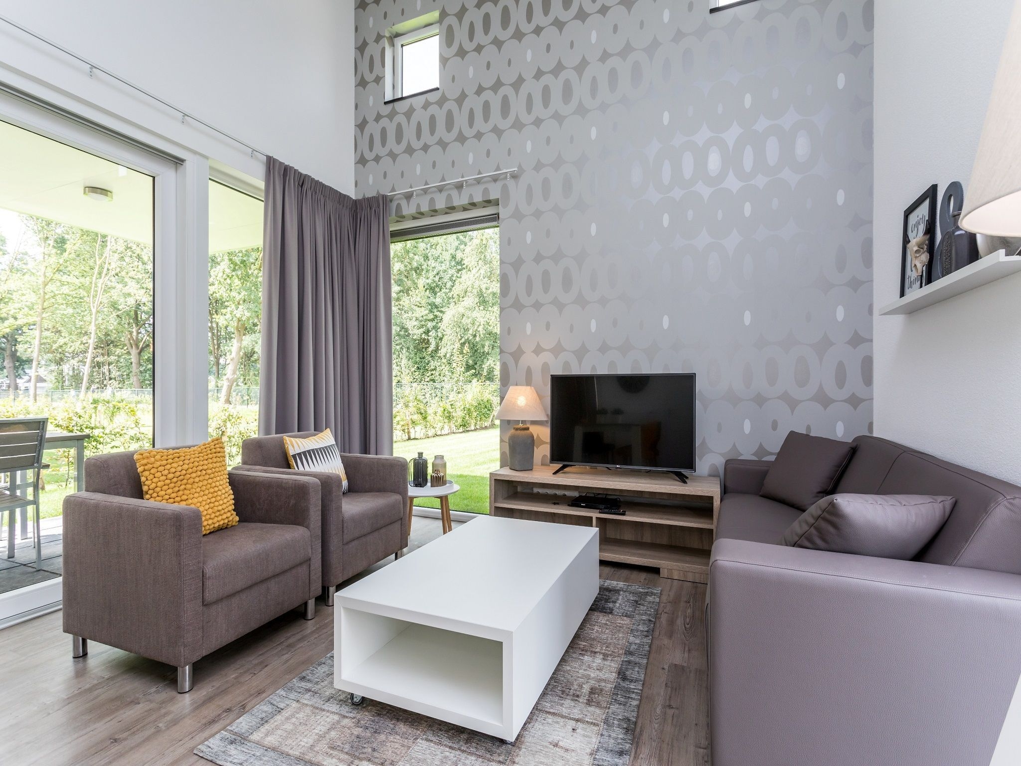 Holiday home Buitenhof De Leistert 23