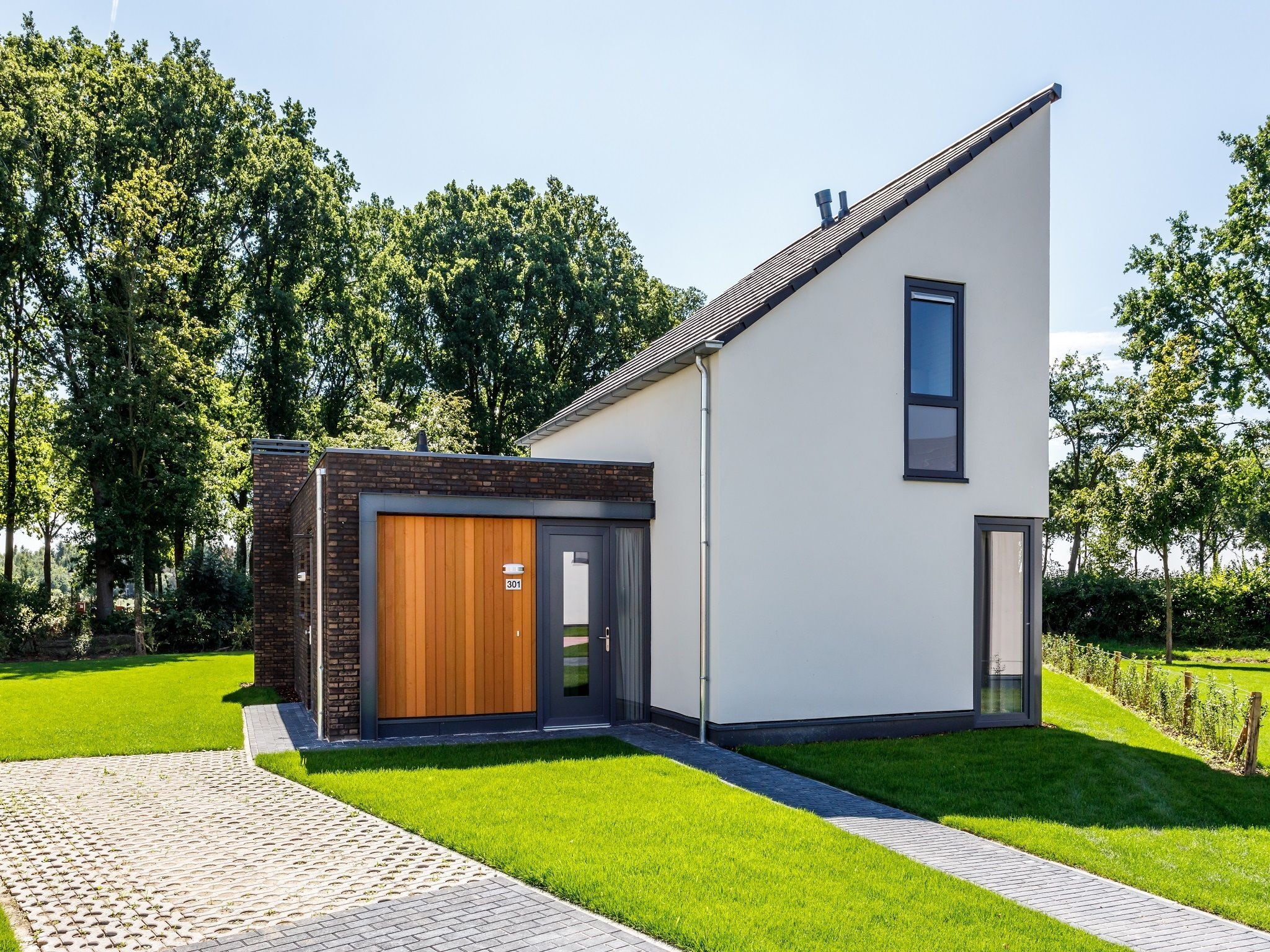 Holiday home Buitenhof De Leistert 25