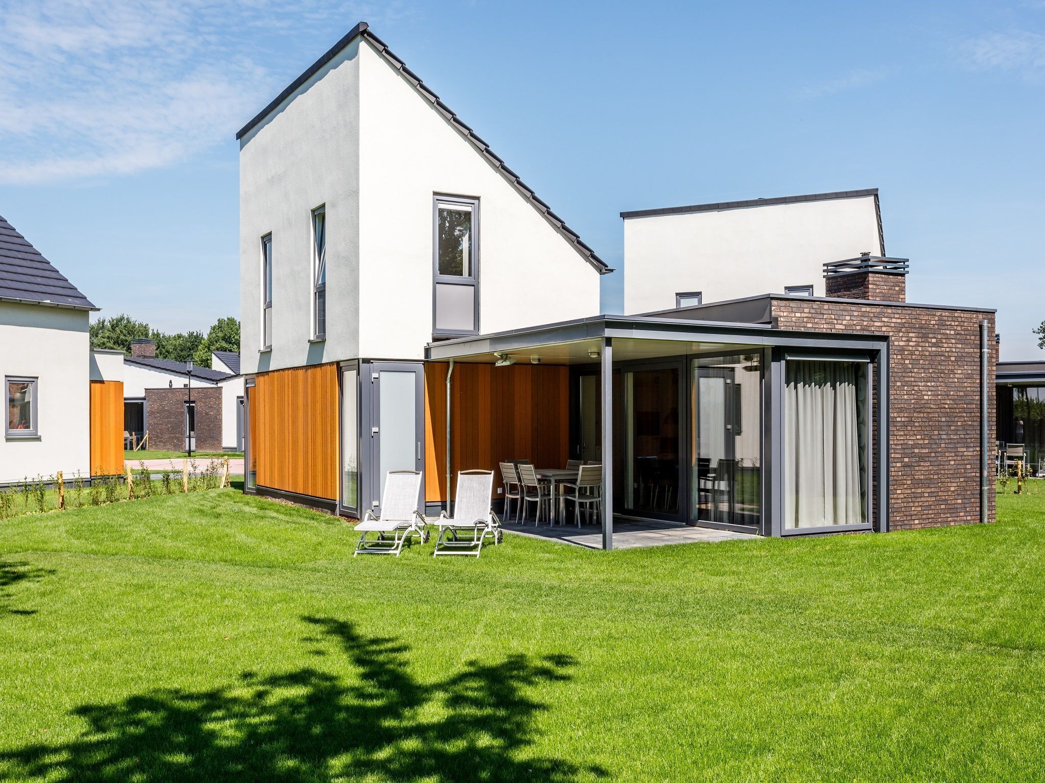 Holiday home Buitenhof De Leistert 25