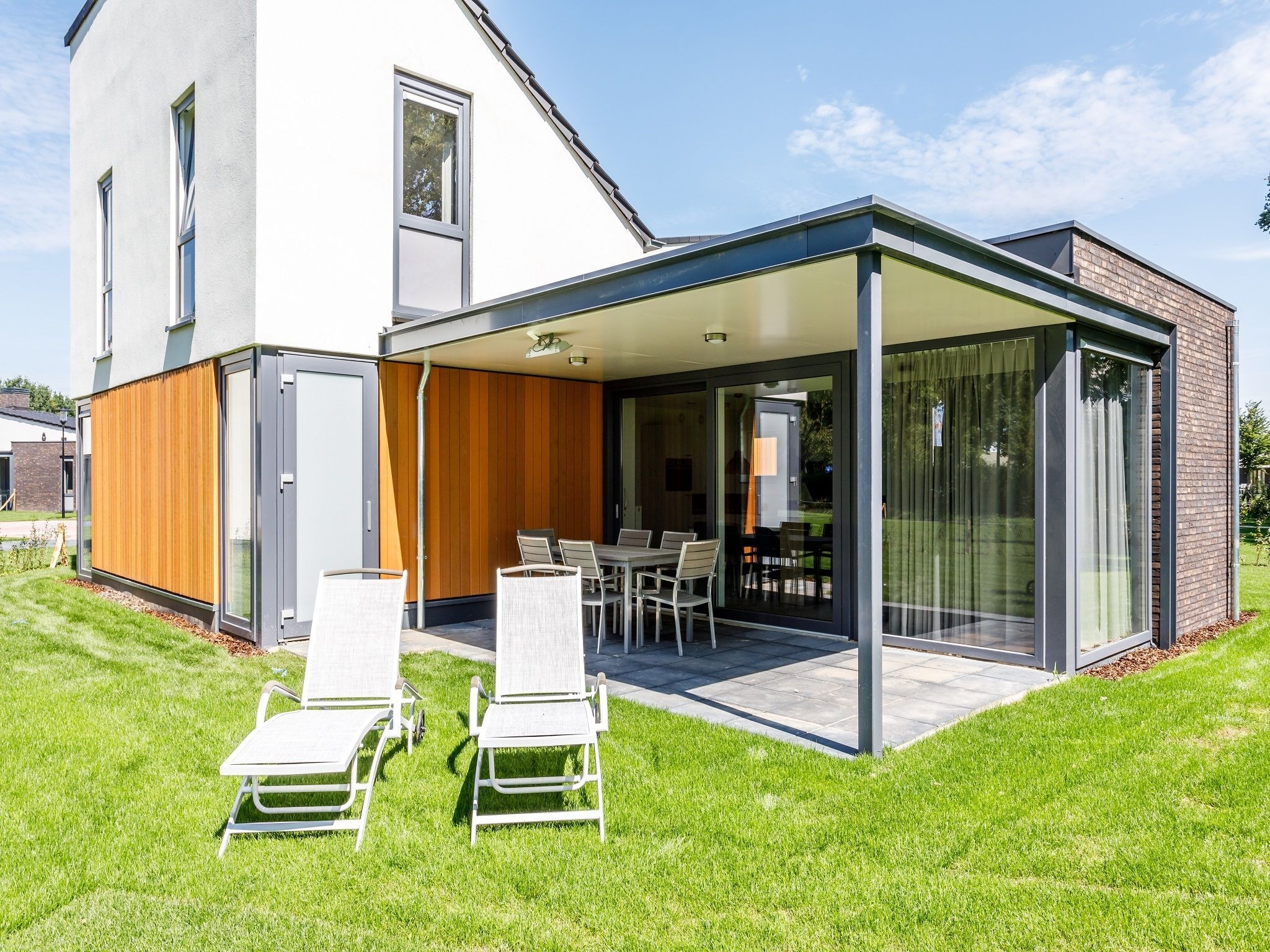Holiday home Buitenhof De Leistert 25