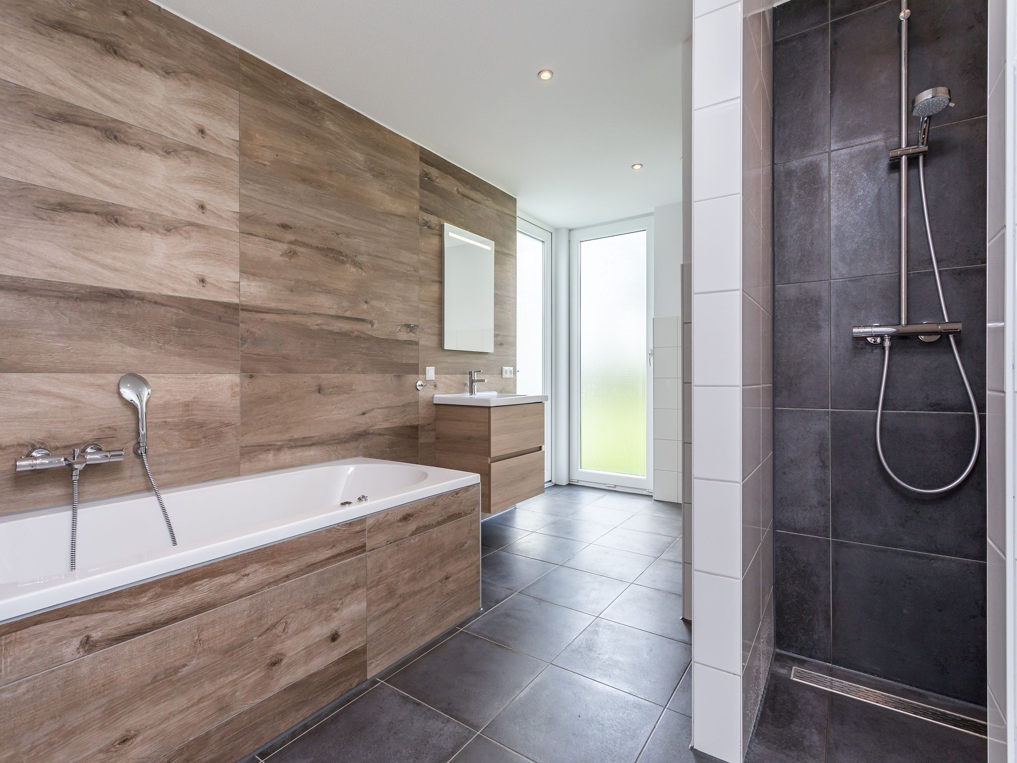 Holiday home Buitenhof De Leistert 25