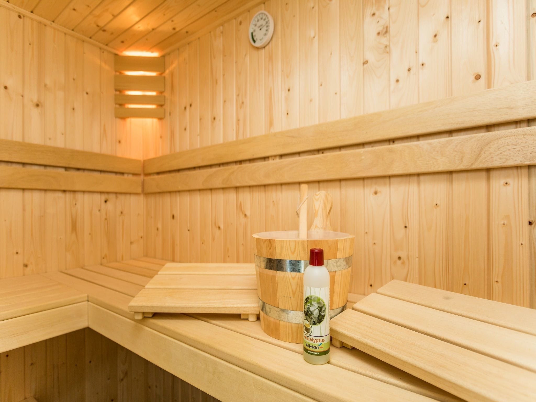Holiday home Buitenhof De Leistert 25