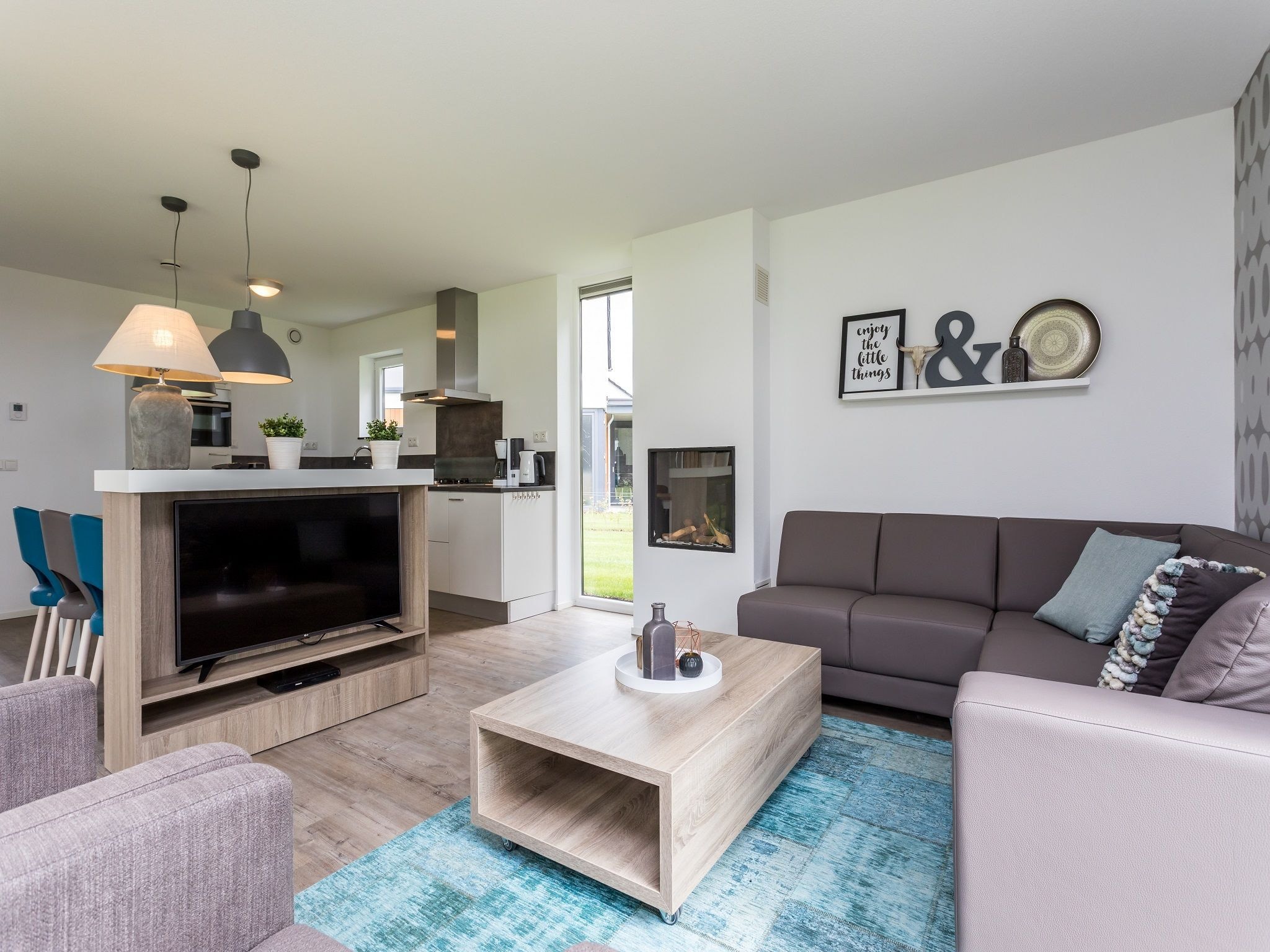 Holiday home Buitenhof De Leistert 25