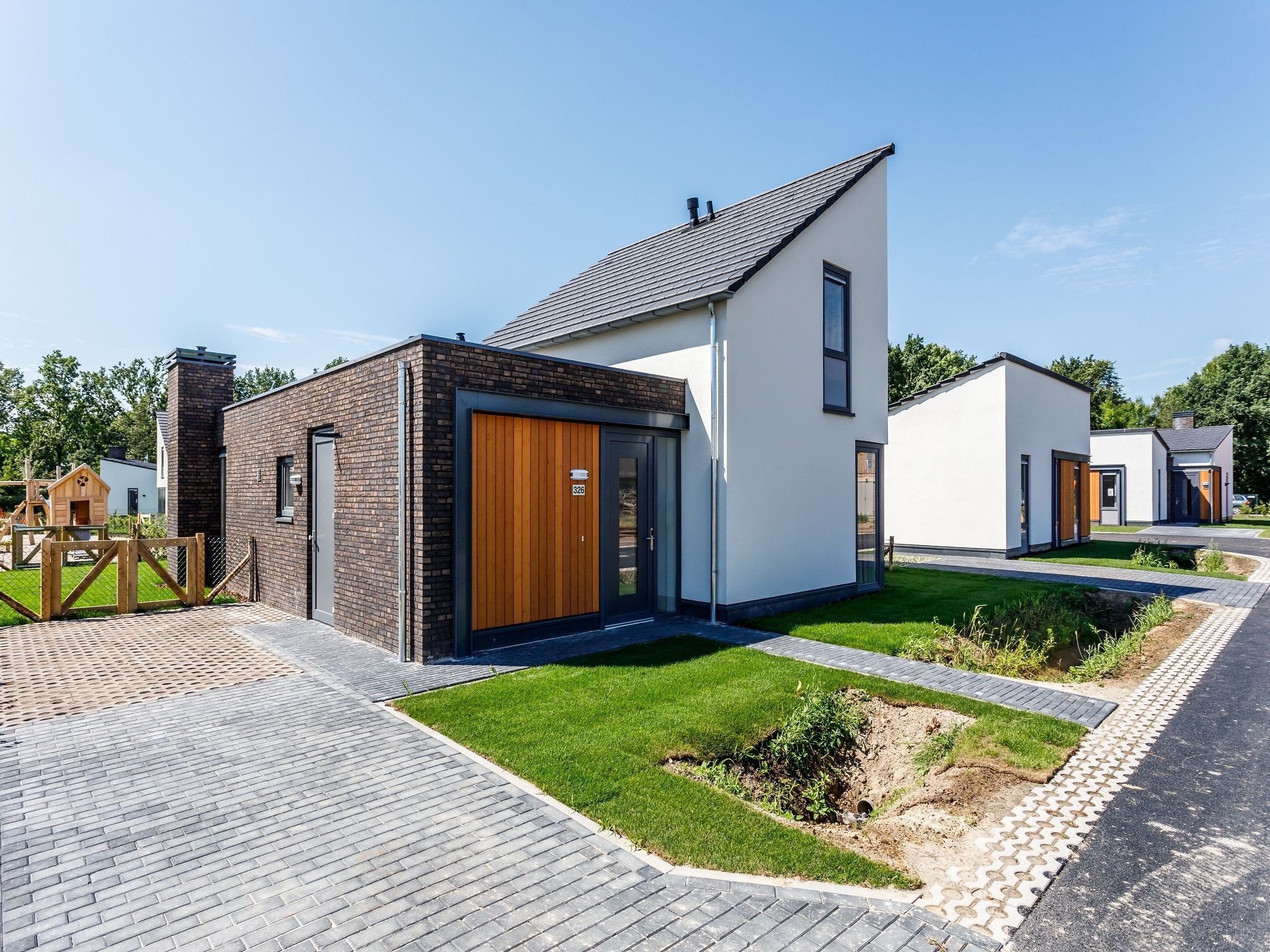 Holiday home Buitenhof De Leistert 27