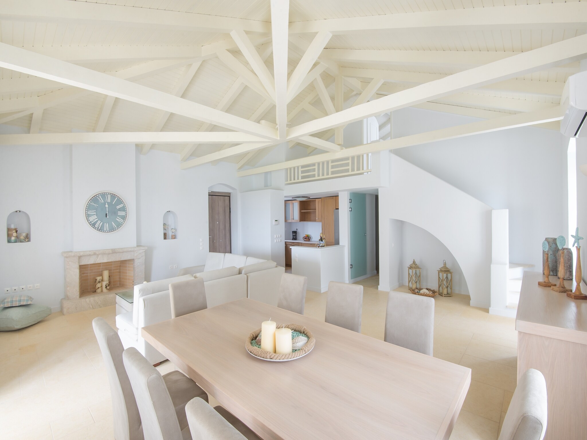 Semesterhus Elegant Villa Apolonas
