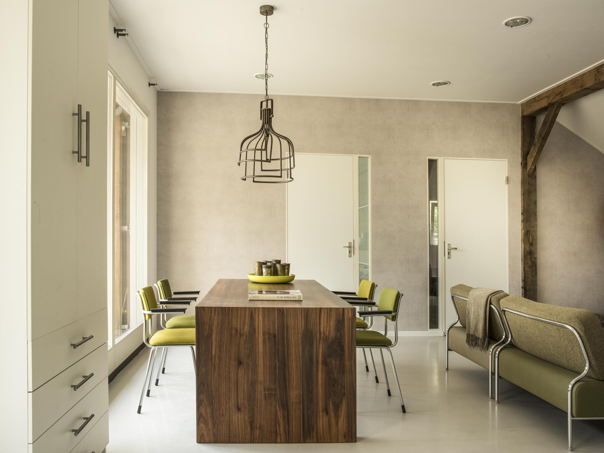   Design Farmers Barn Twente met Hottub