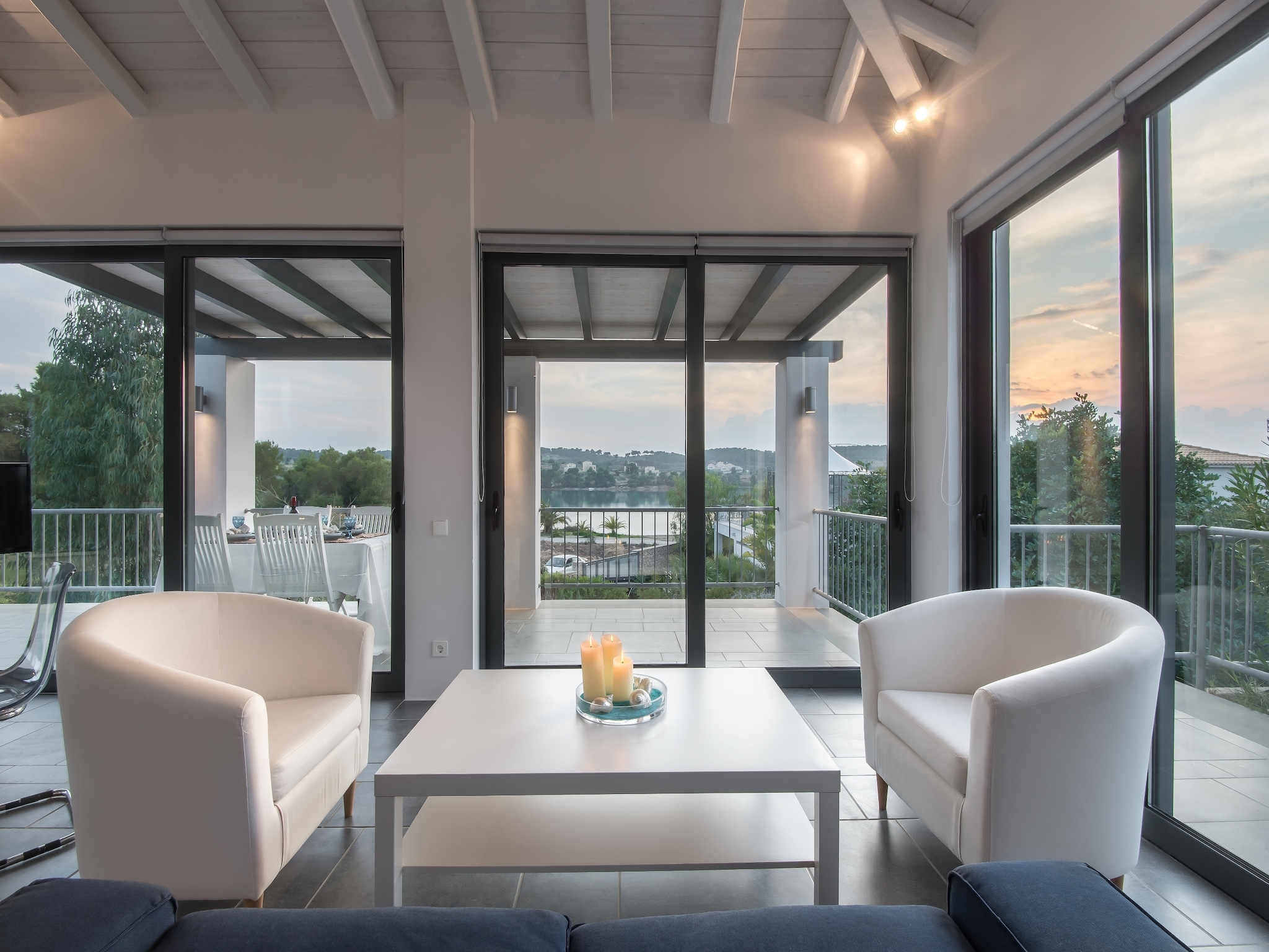   Sea View  Maisonette