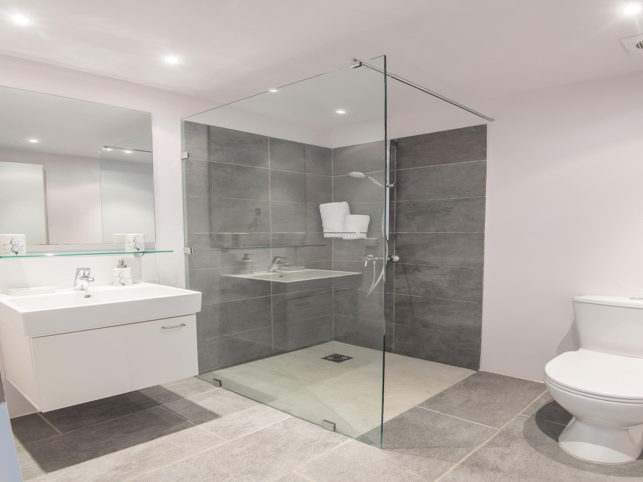   Sea View  Maisonette