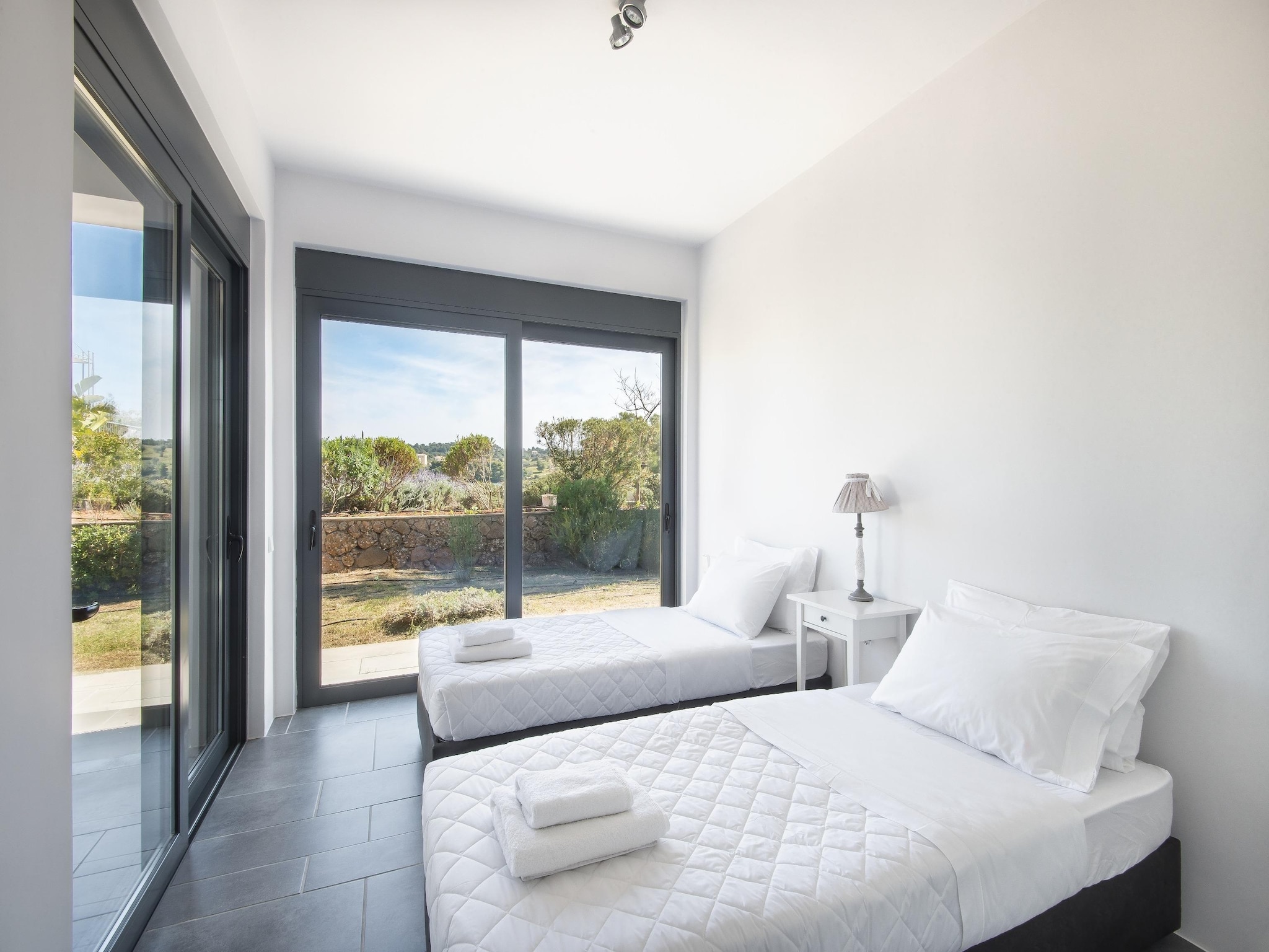   Sea View  Maisonette