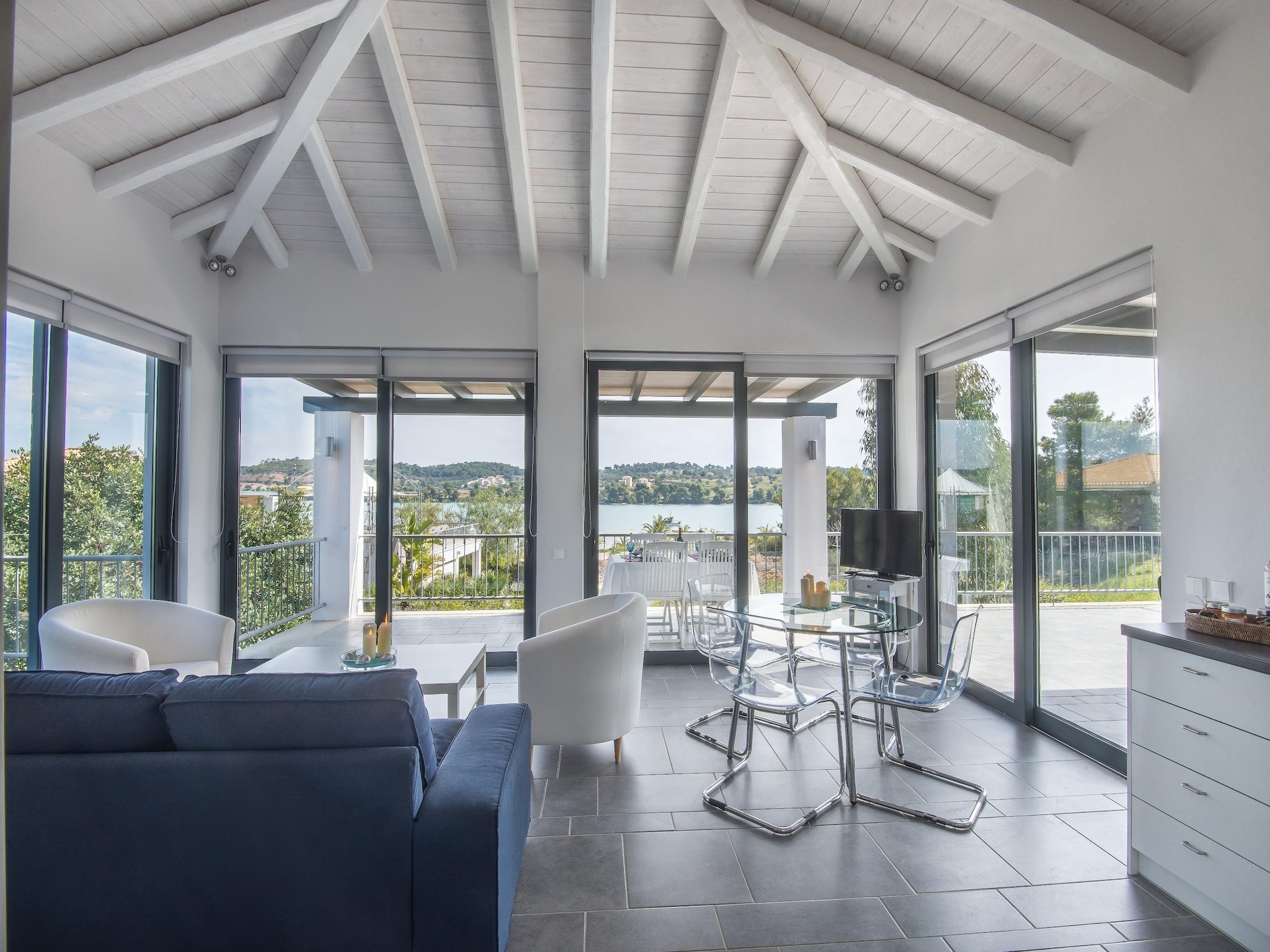   Sea View  Maisonette