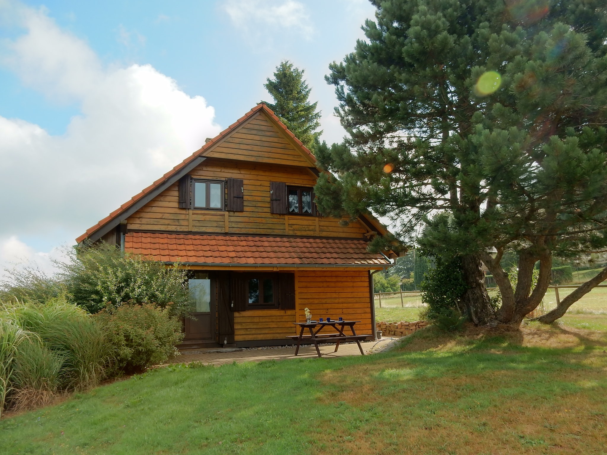 Ferienhaus Chalet - LA HOUBE