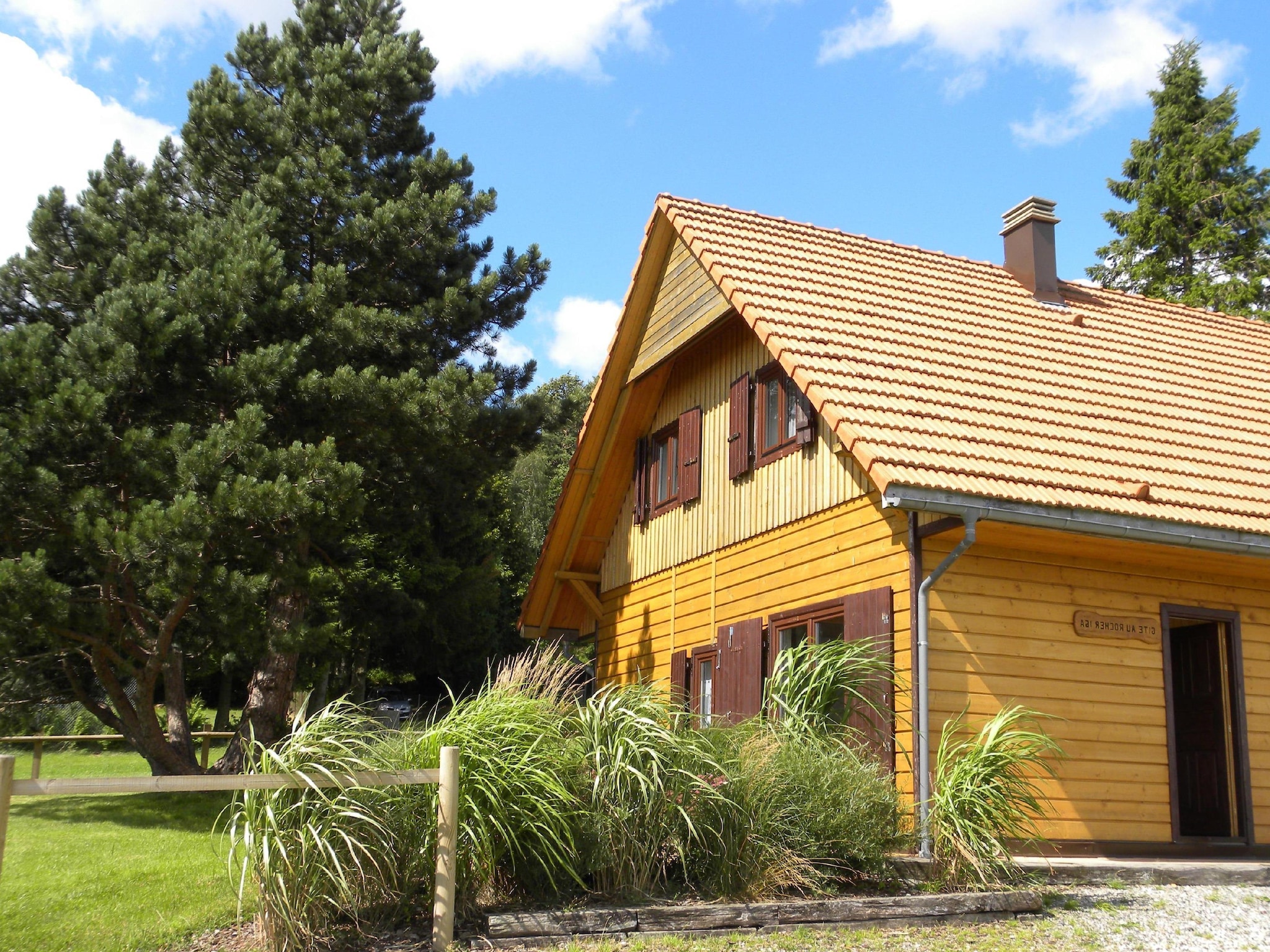 Ferienhaus Chalet - LA HOUBE