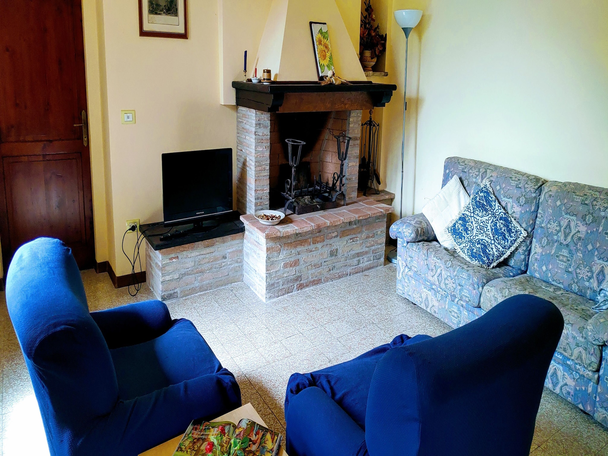 Ferienwohnung Appartamento Casale dei Girasoli