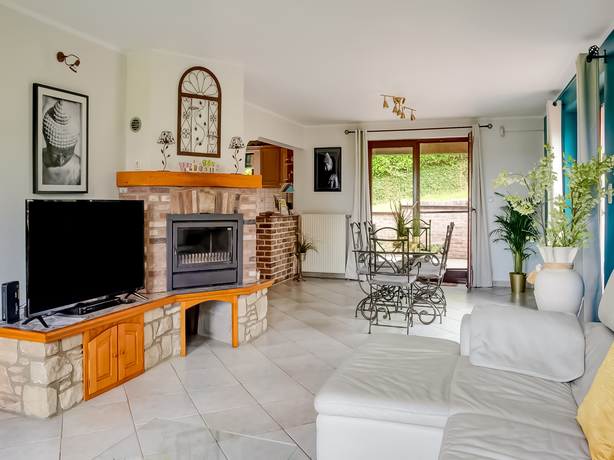 Maison Gîte de 8 personnes avec piscine