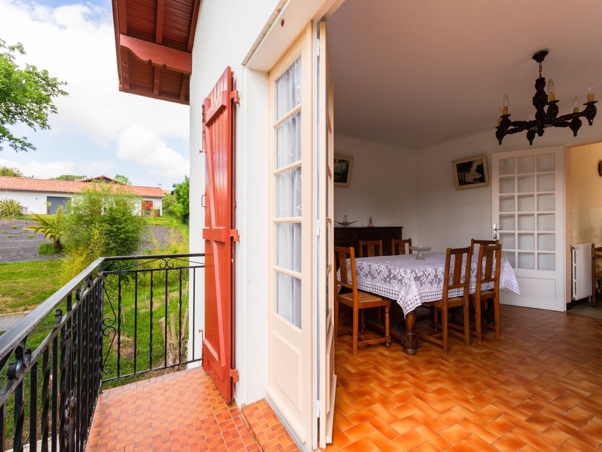   MAISON GURE AMETSA
