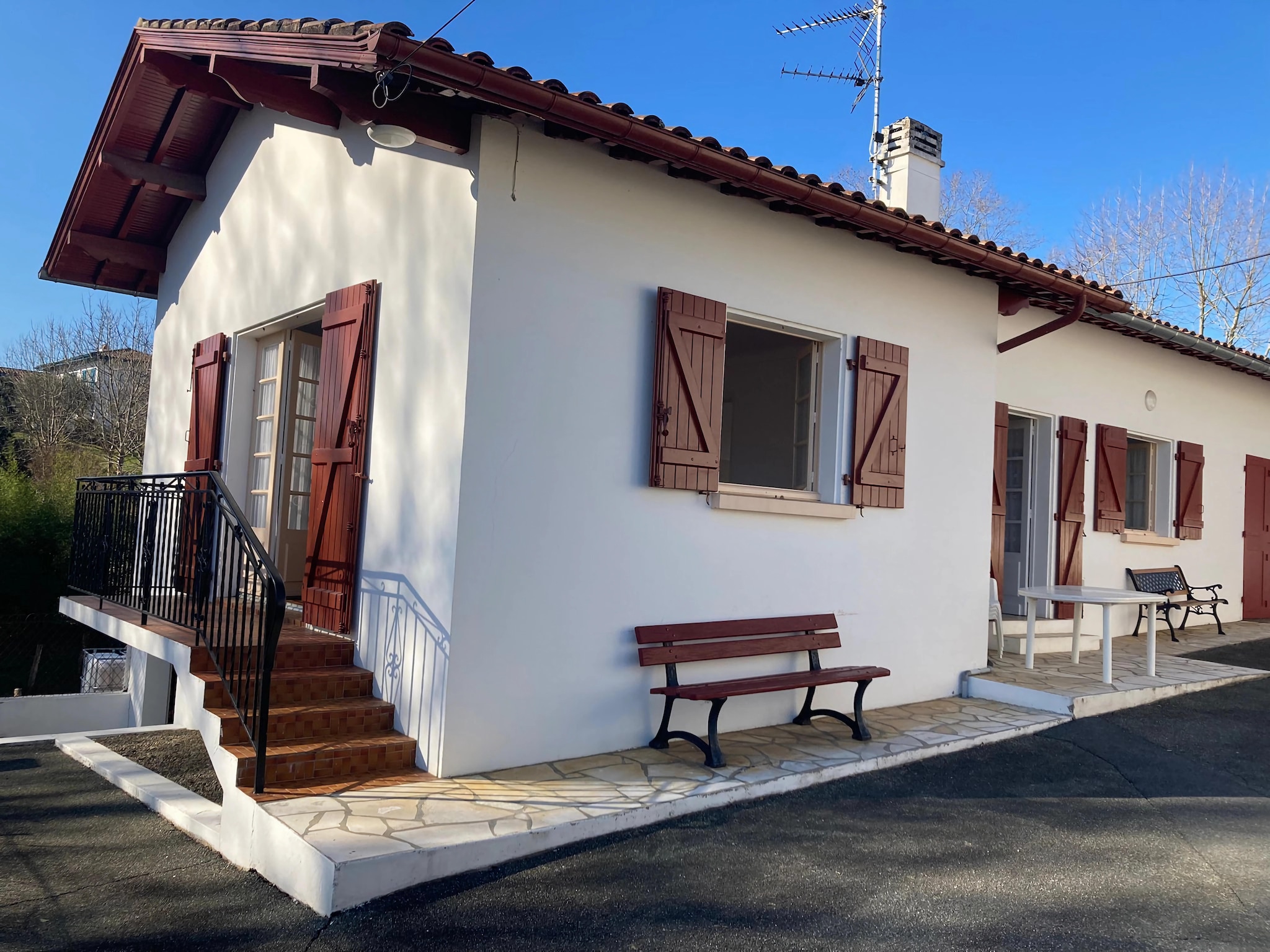   MAISON GURE AMETSA