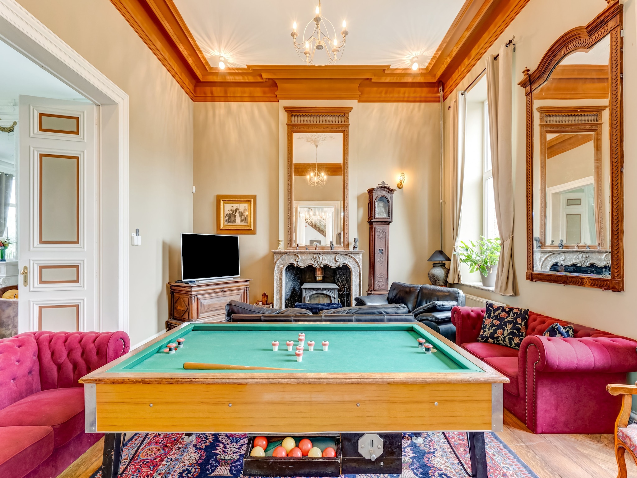 Ferienhaus Château de Goyet 40 p