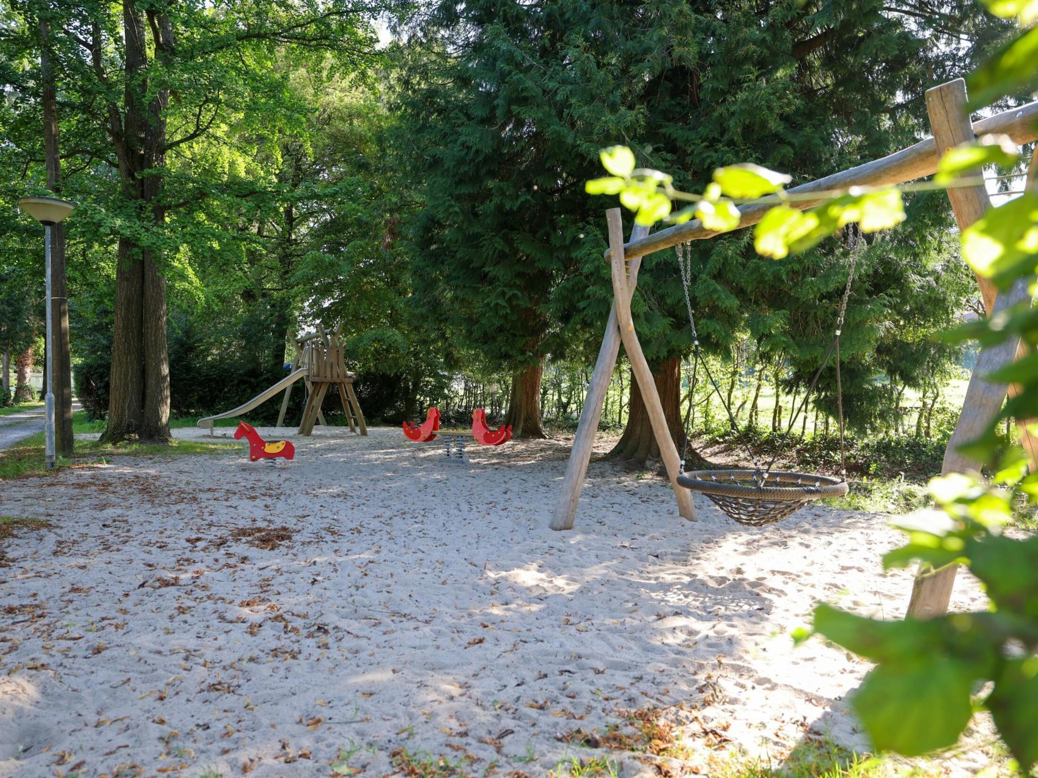 Ferienhaus Torenwoning voor acht Domaine Château Dieupar