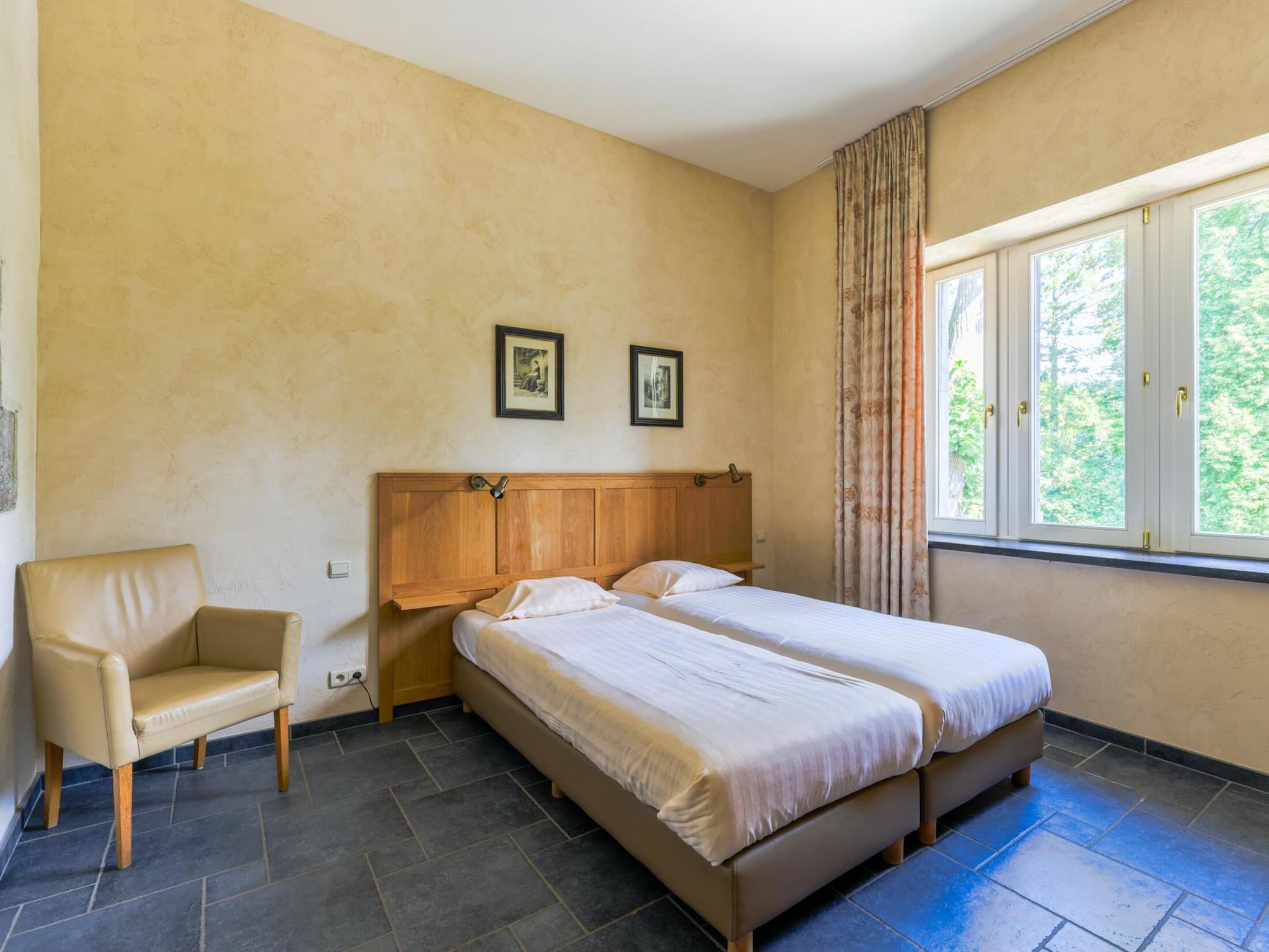 Ferienhaus Torenwoning voor acht Domaine Château Dieupar