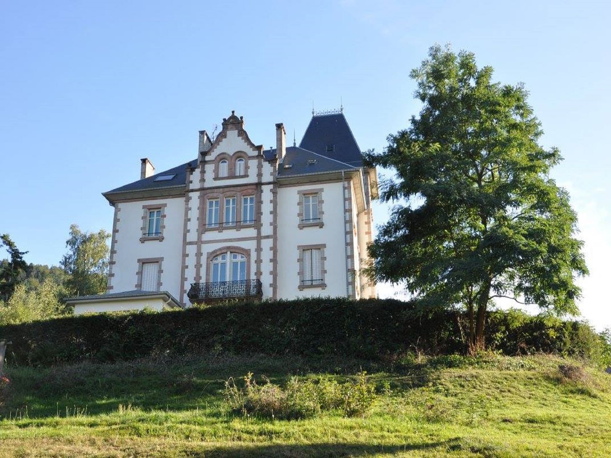   LA MAISON DU GARDIEN