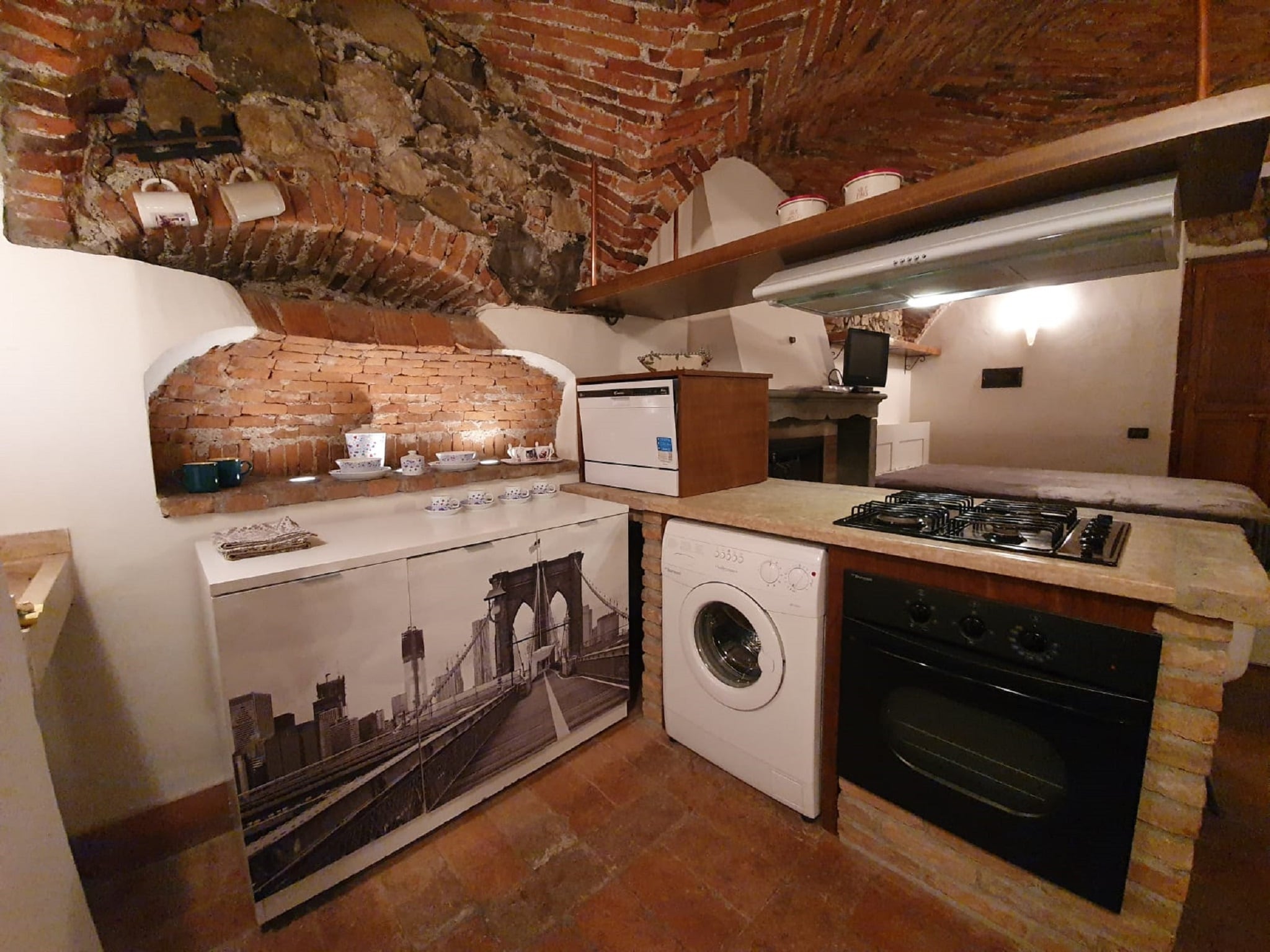   Casa in corte a pochi passi dal lago