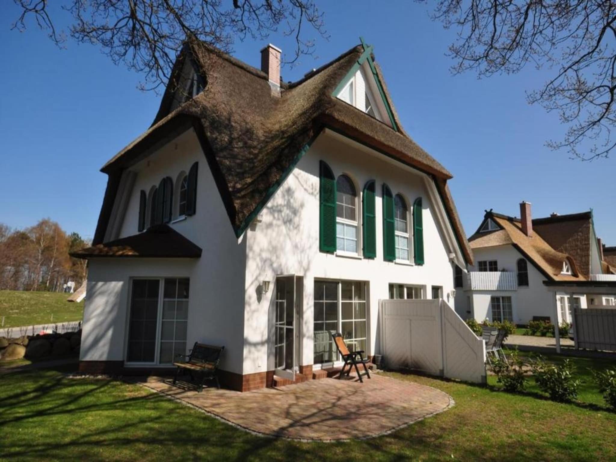 Appartement Wohnung unten links