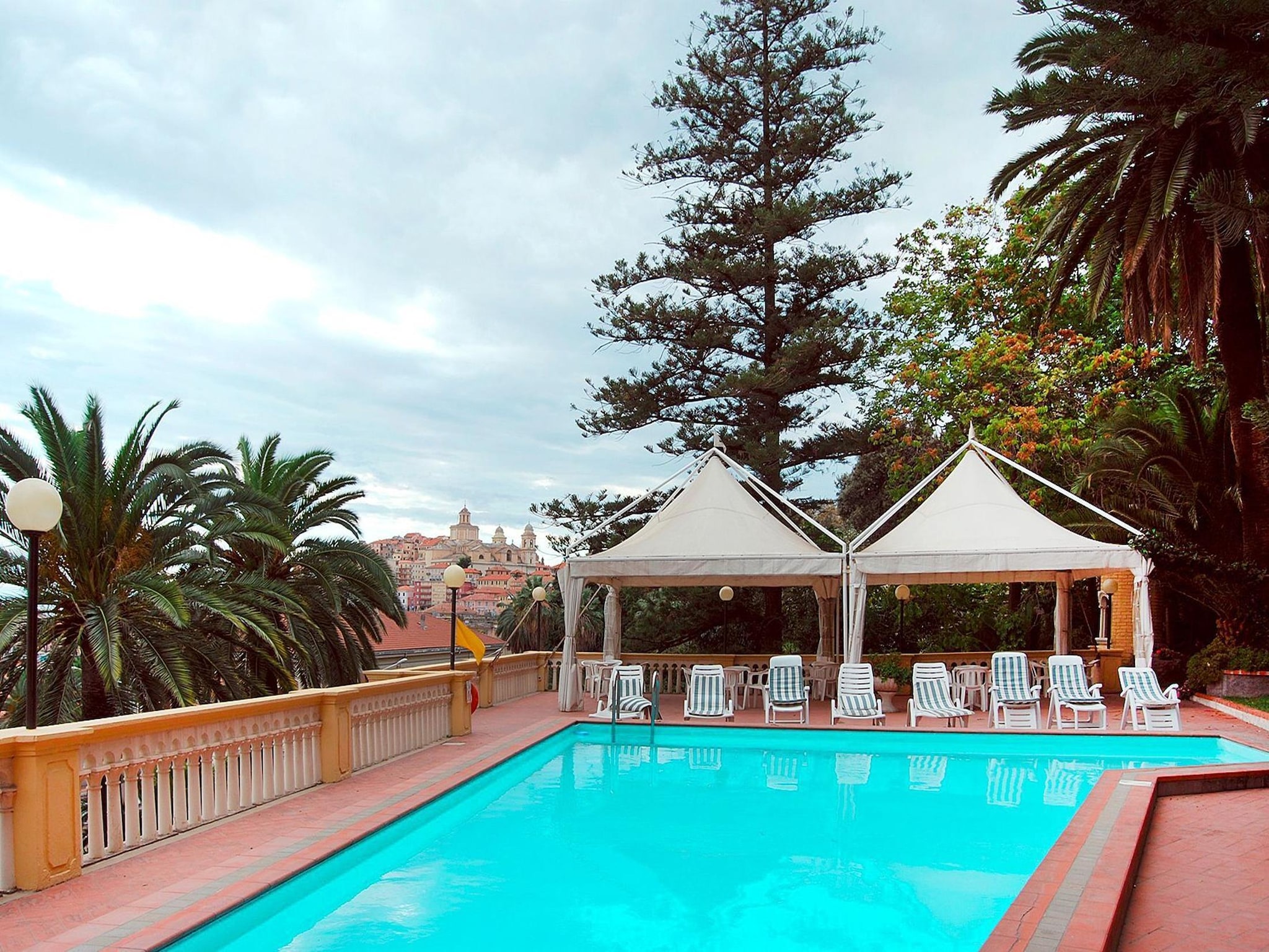 Casa di vacanze Residence Miramare Imperia M2 / A2