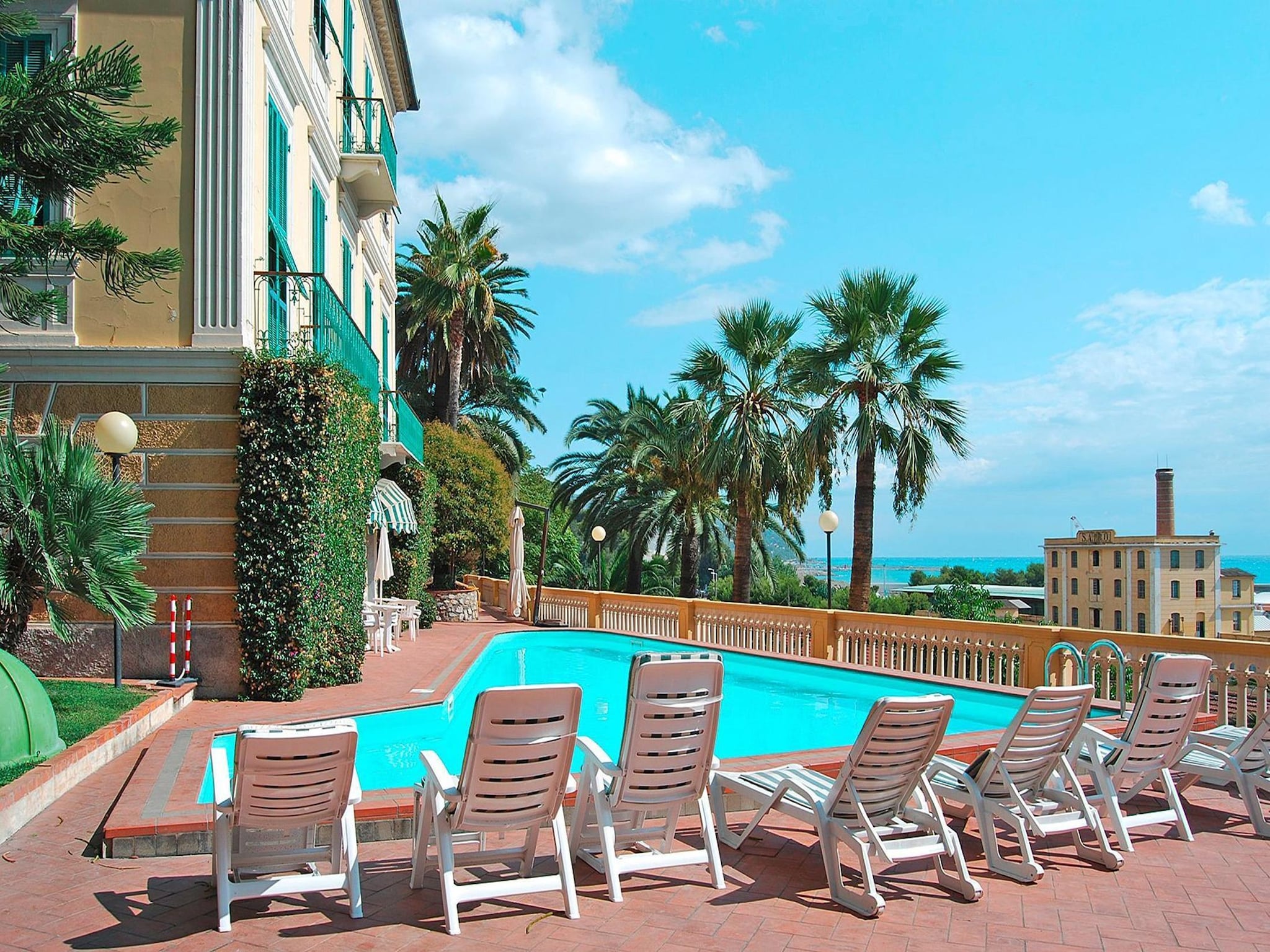 Casa di vacanze Residence Miramare Imperia - M4S / M4U / BX4