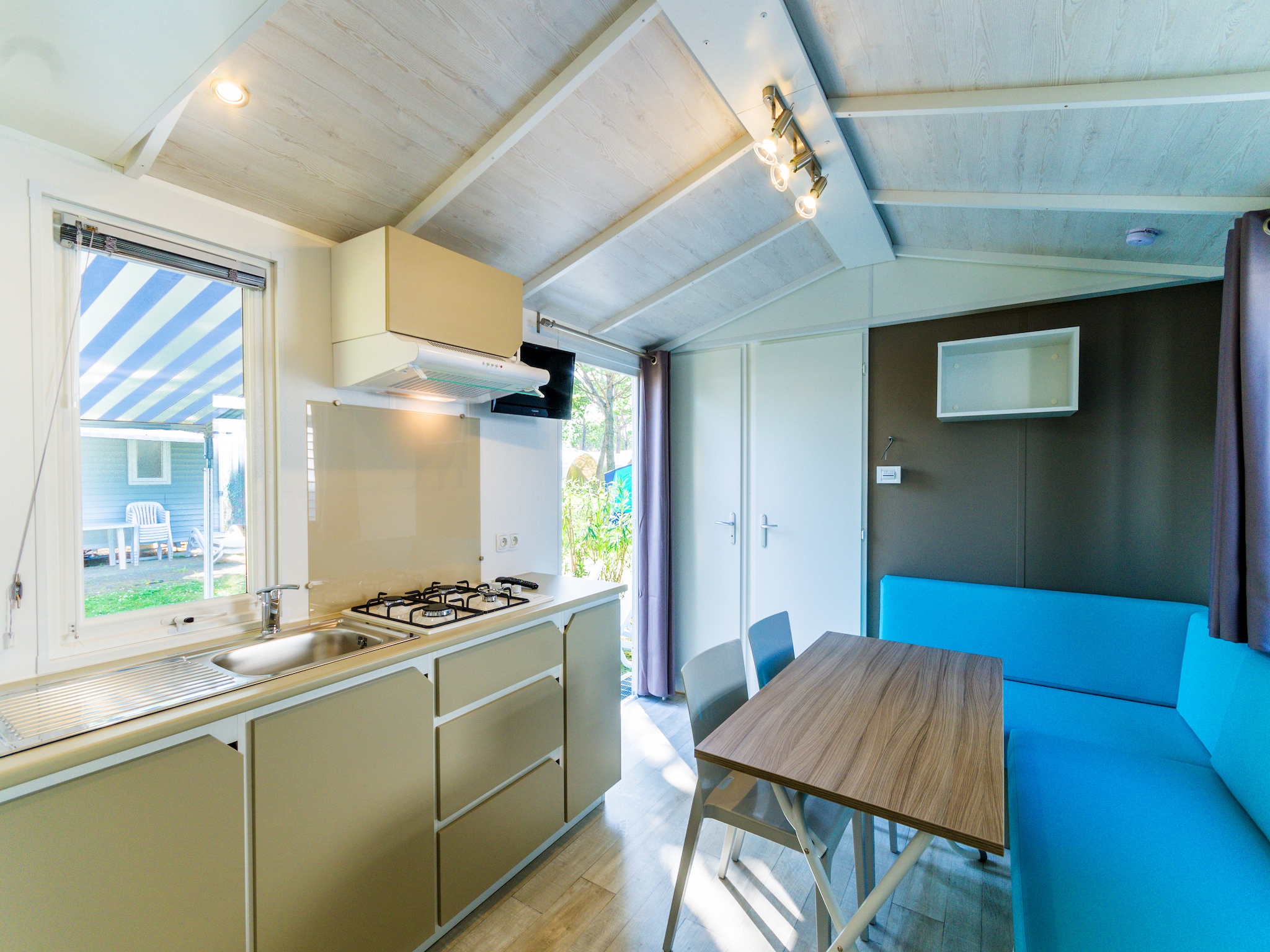 公寓 Mobile Homes Del Garda Village, Peschiera-Dalia