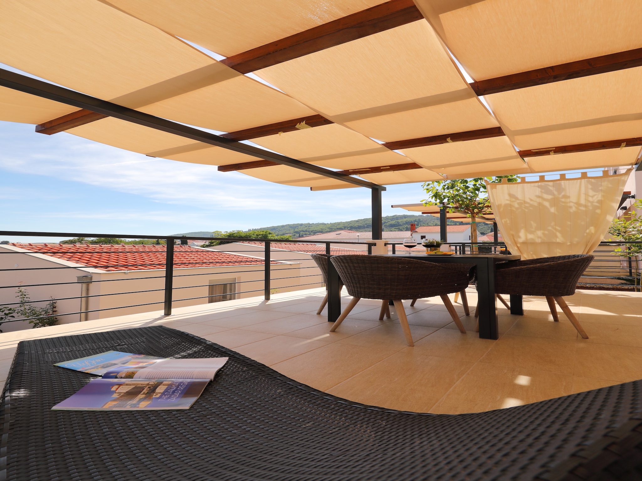Apartment Holiday resort Vile Dalmacija, Preko-3-Raum-App.,