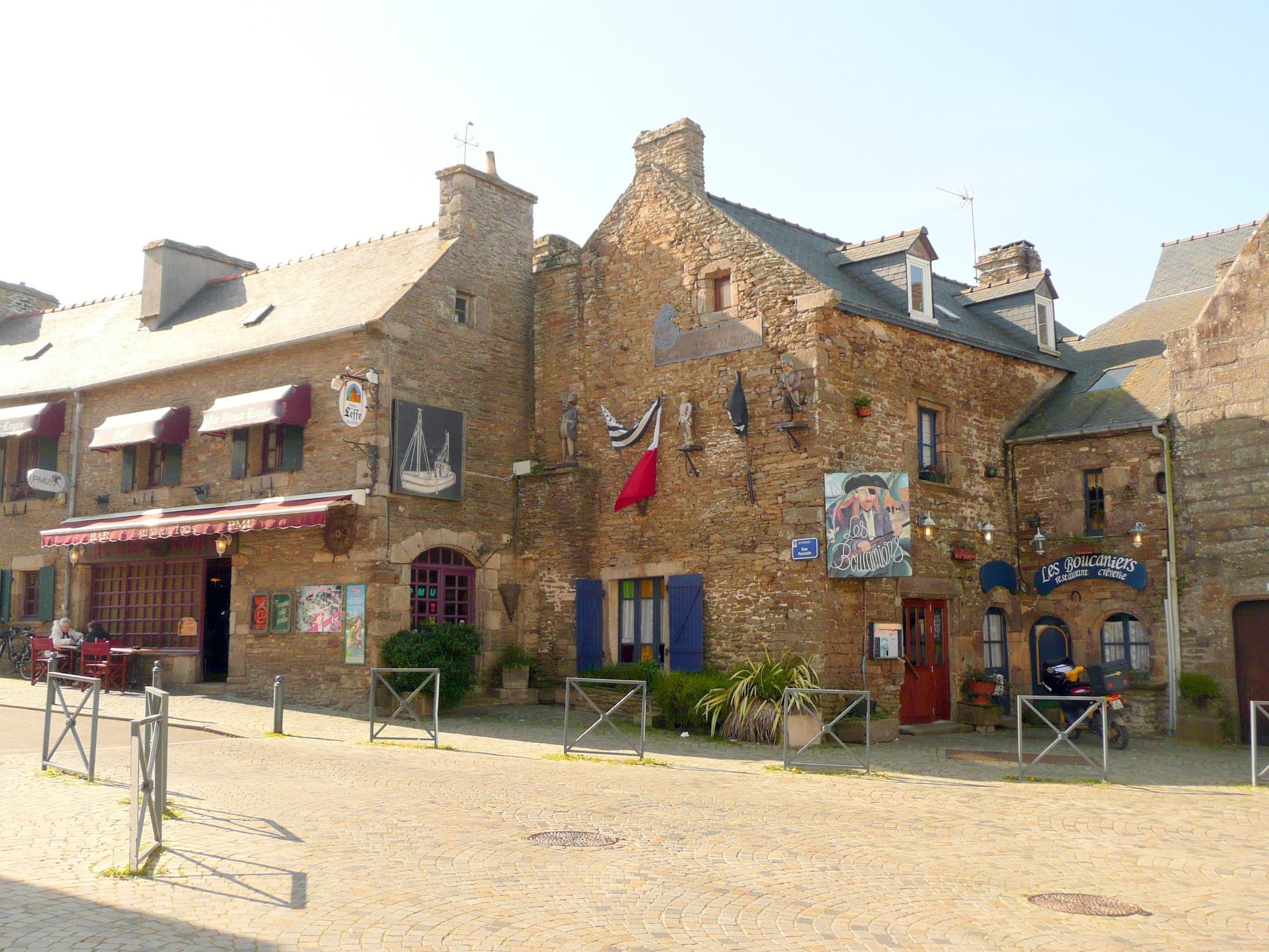   Natursteinhaus Lampaul-Plouarzel