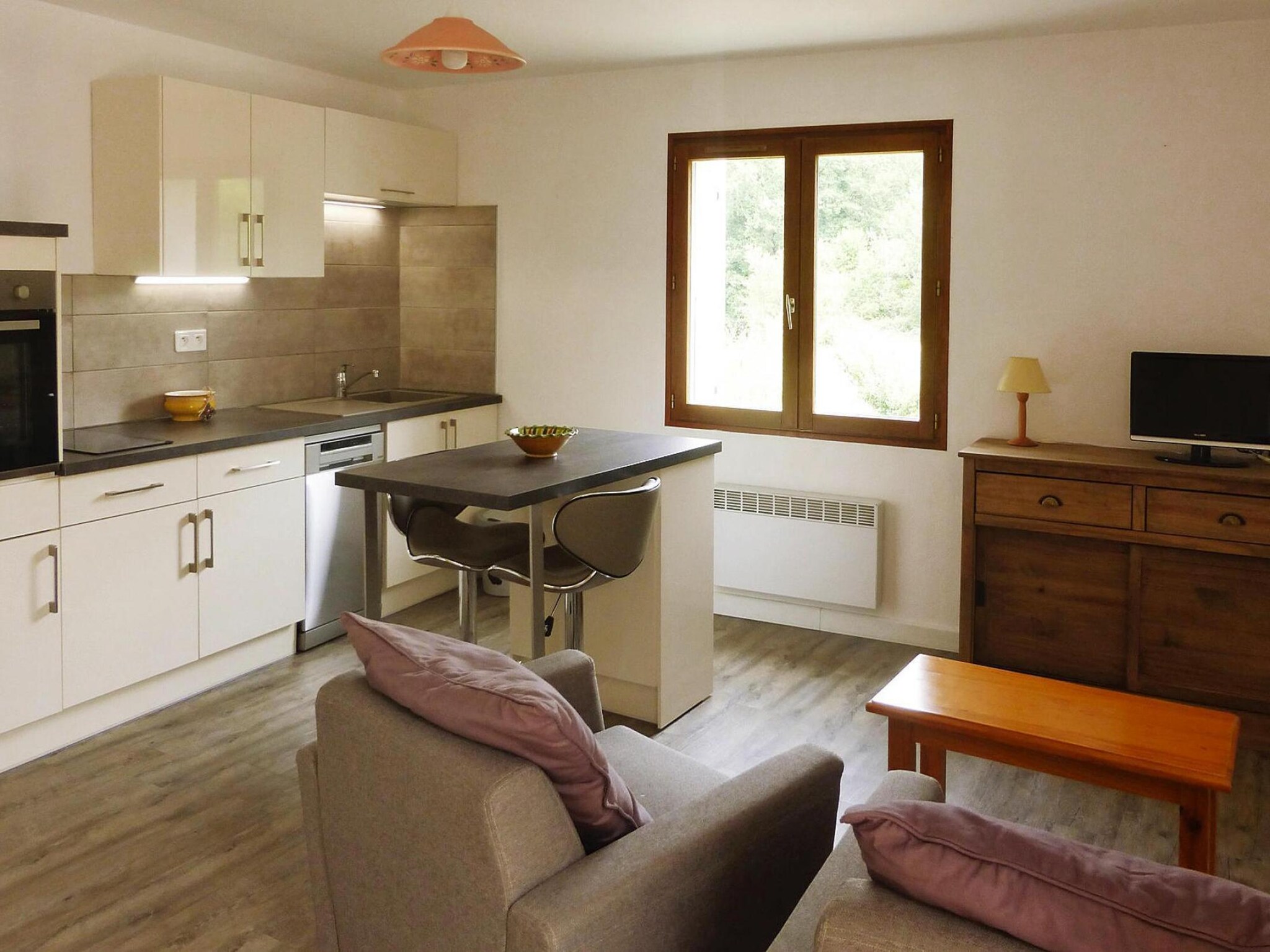 Apartment Ferienwohnung in Malaucène / Prune