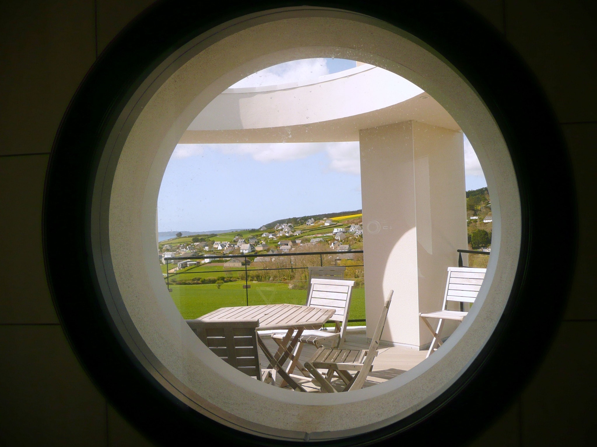   Premium-Ferienvilla mit Jacuzzi 180° Panorama